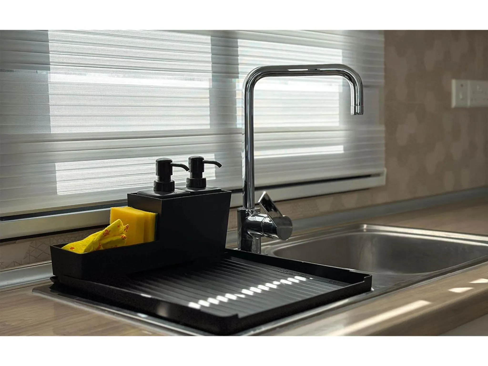 Kitchen or kitchenette in The Diamond Hidden Suites