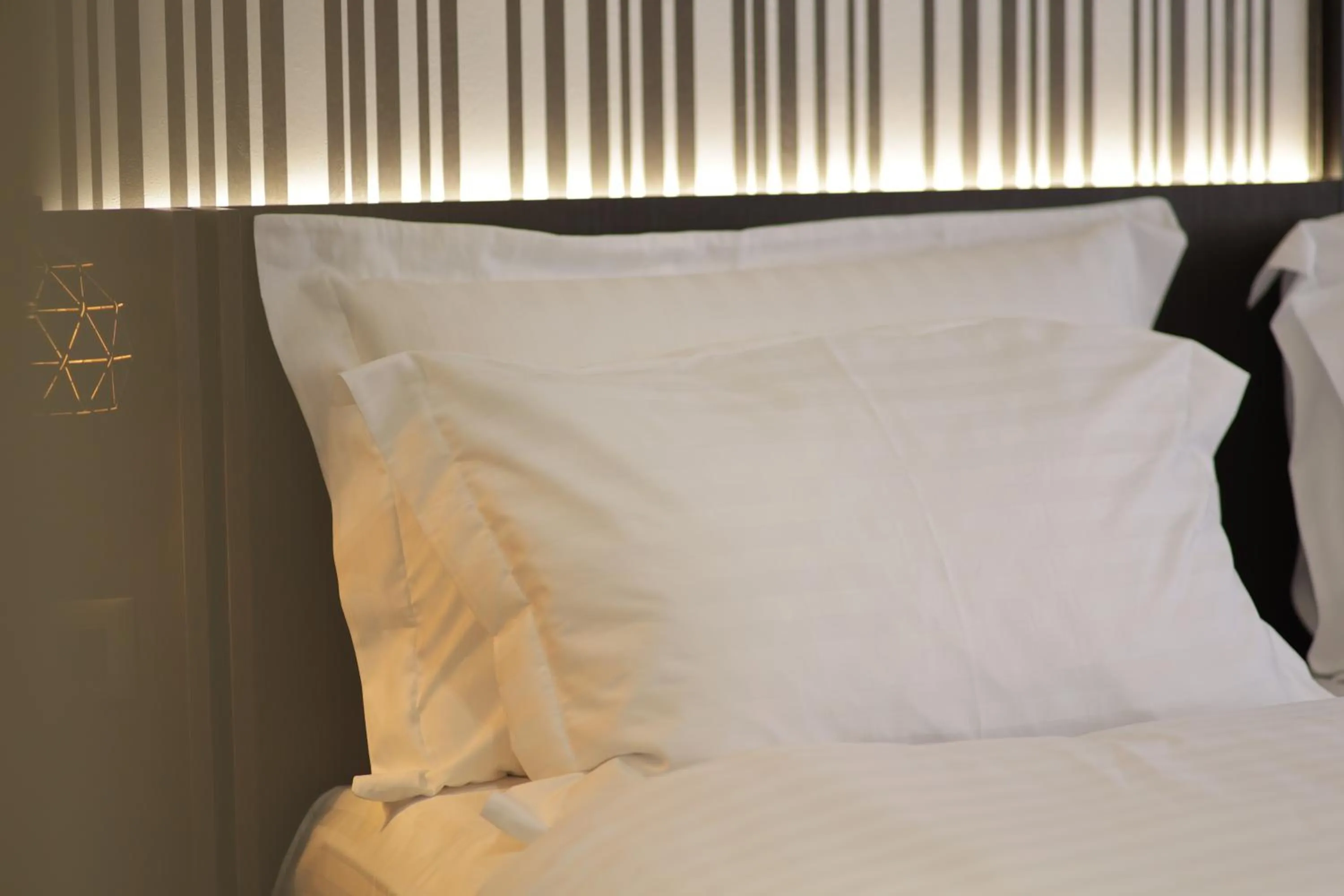 room service, Bed in Gremmy Boutique Hotel