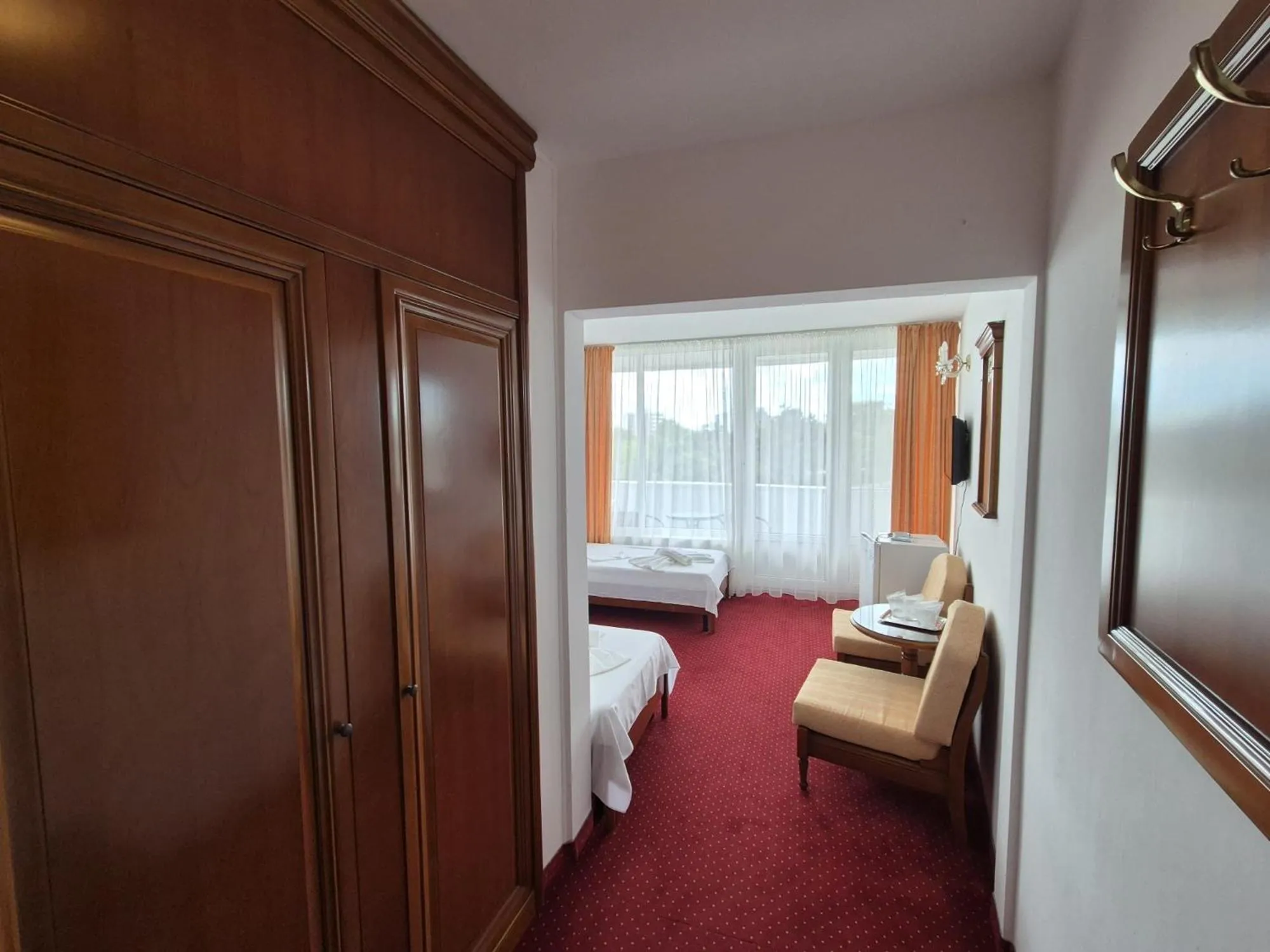 Photo of the whole room, Bed in Hotel Scoica