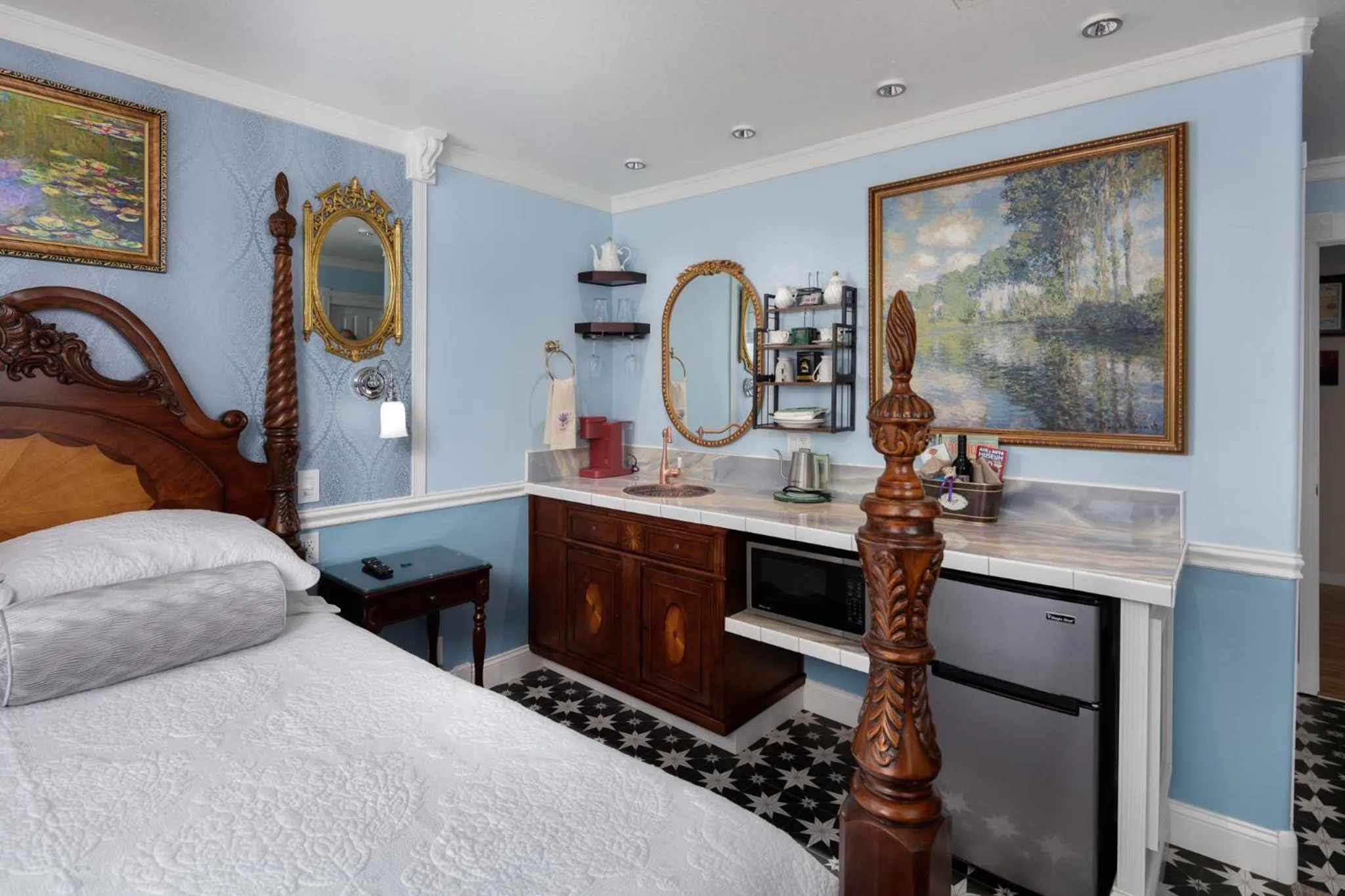 Bed in The Irish Inn