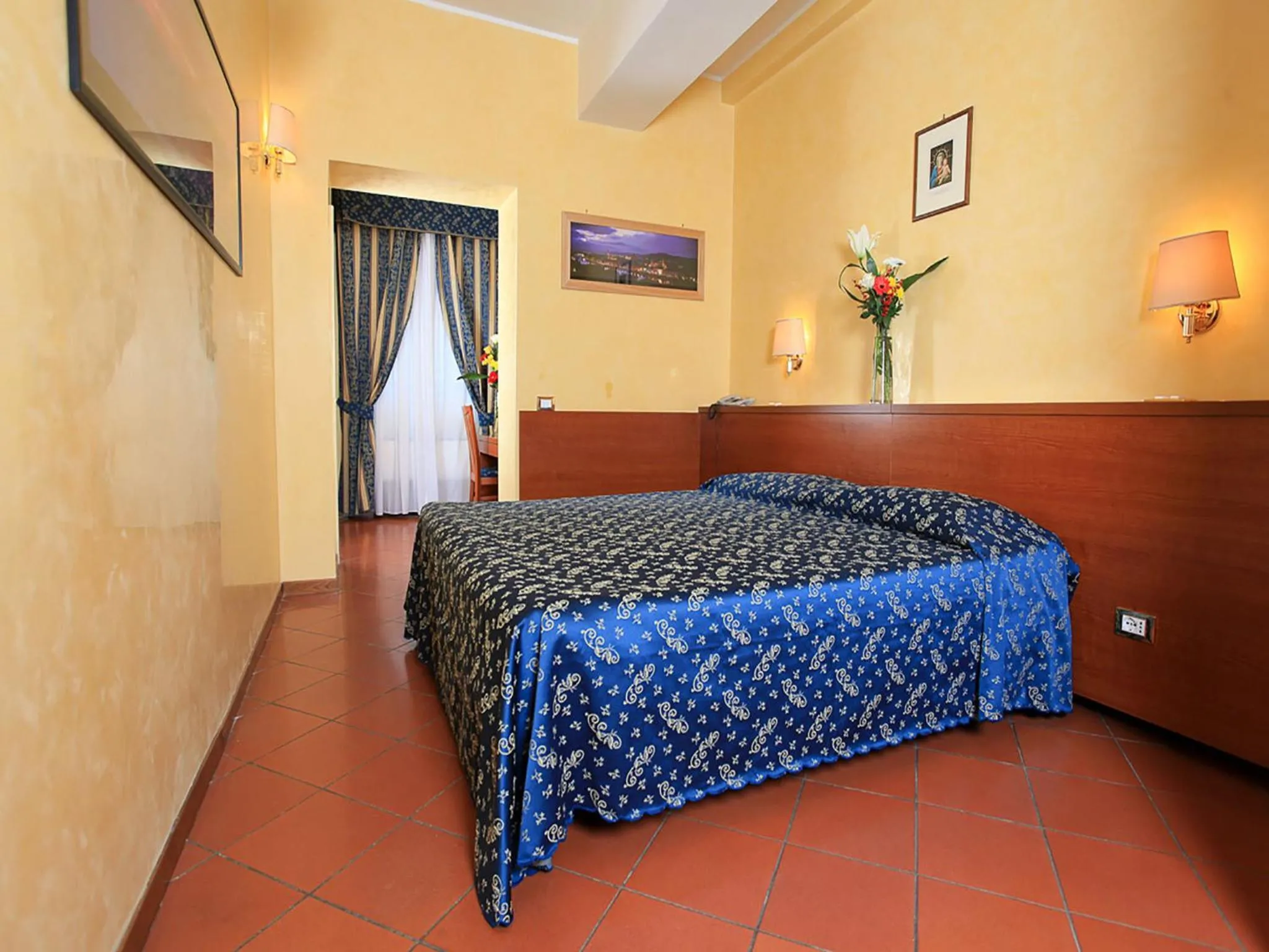 Bedroom, Bed in Casa Di Santa Francesca Romana a Ponte Rotto