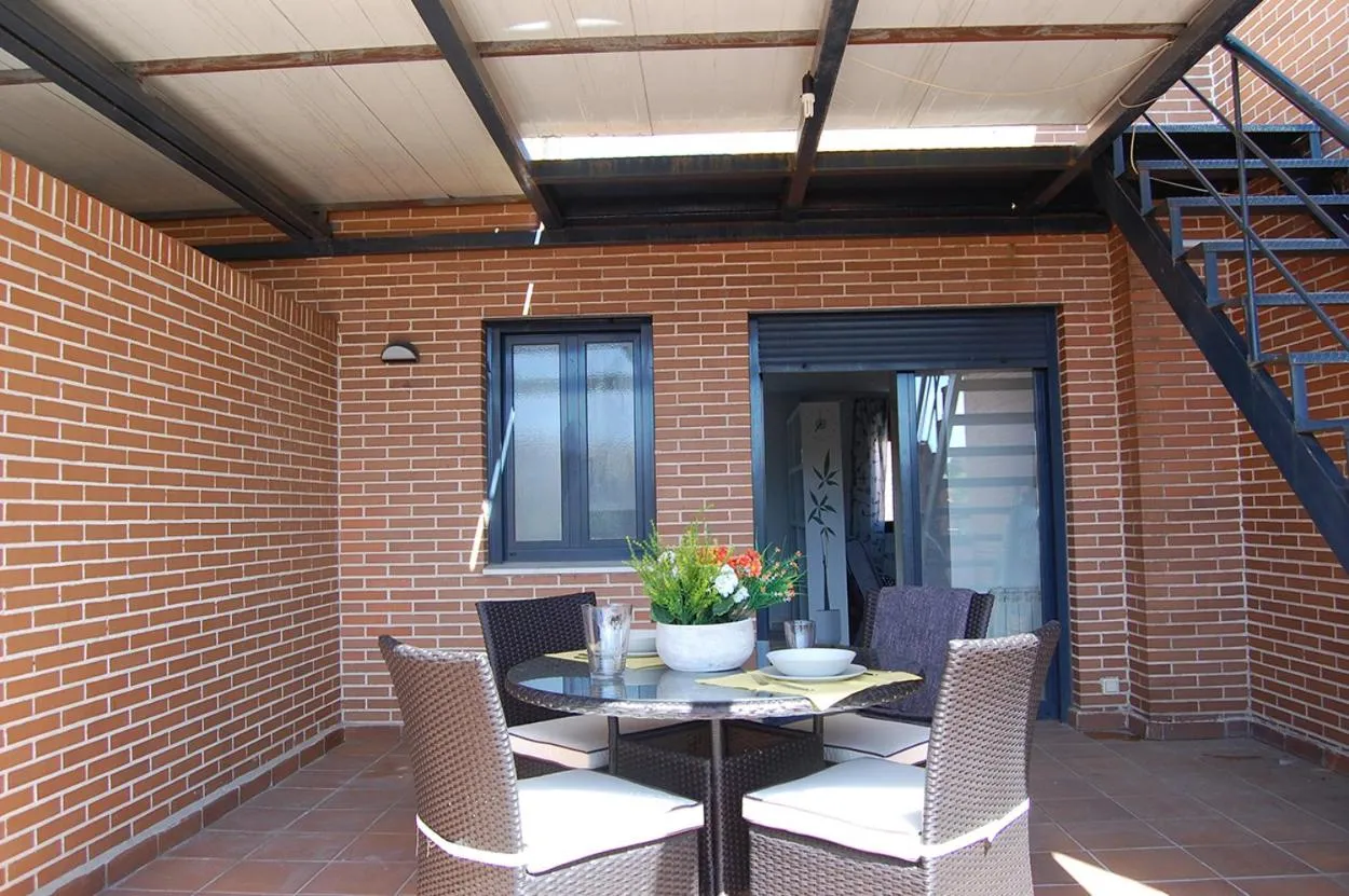Balcony/Terrace in Apartamentos Cinco Rosas