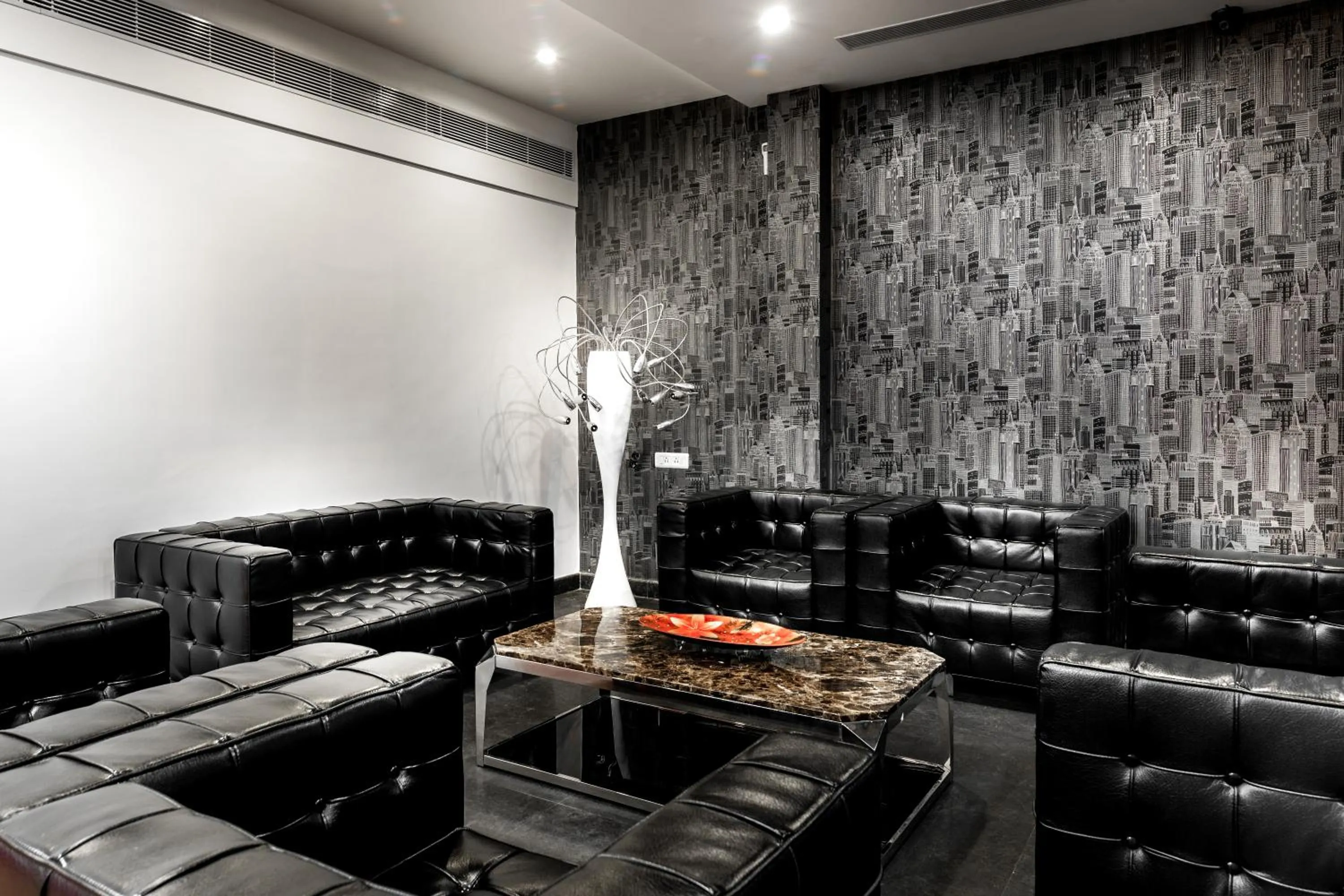 Communal lounge/ TV room in Saaral Residency