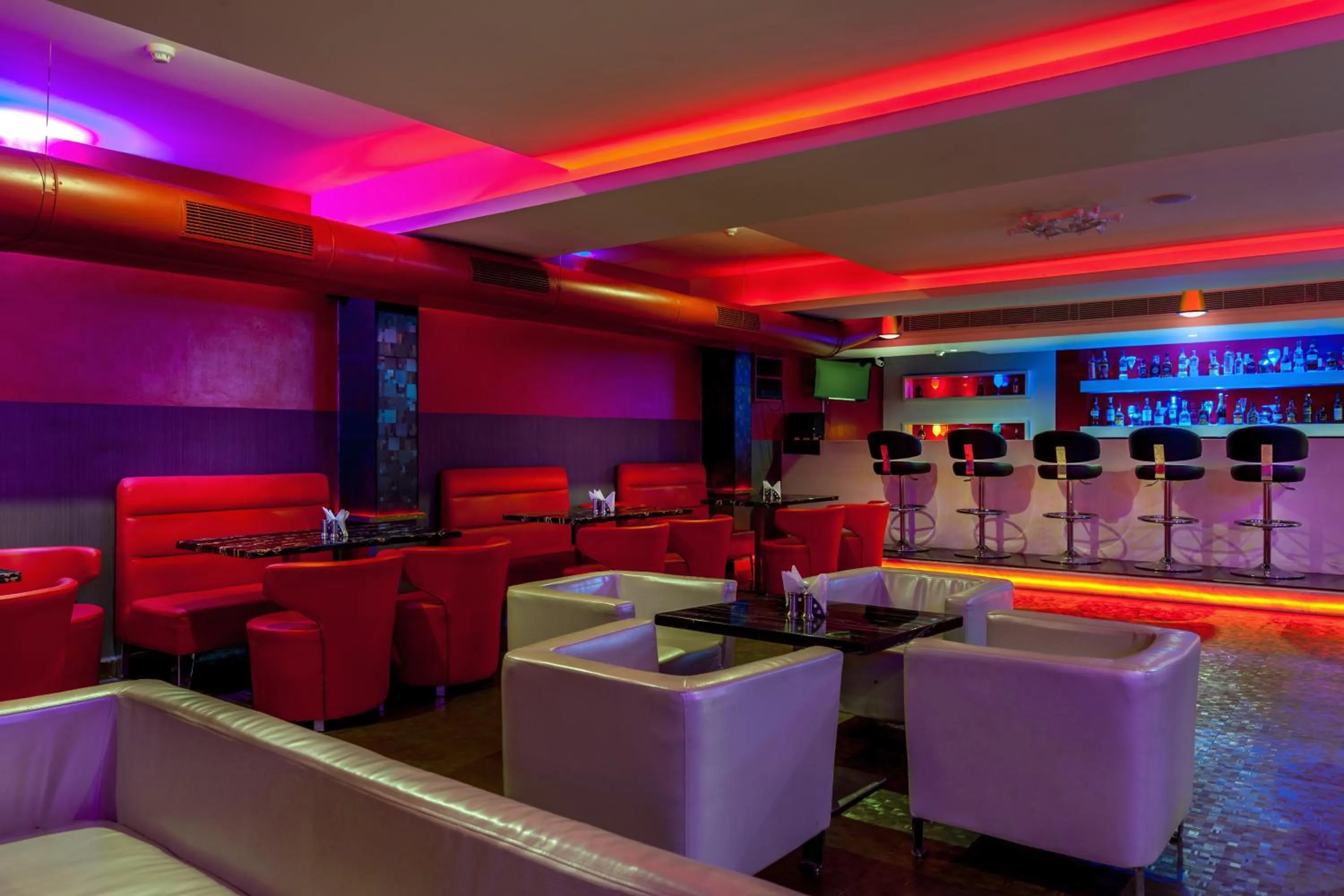 Communal lounge/ TV room in Saaral Residency