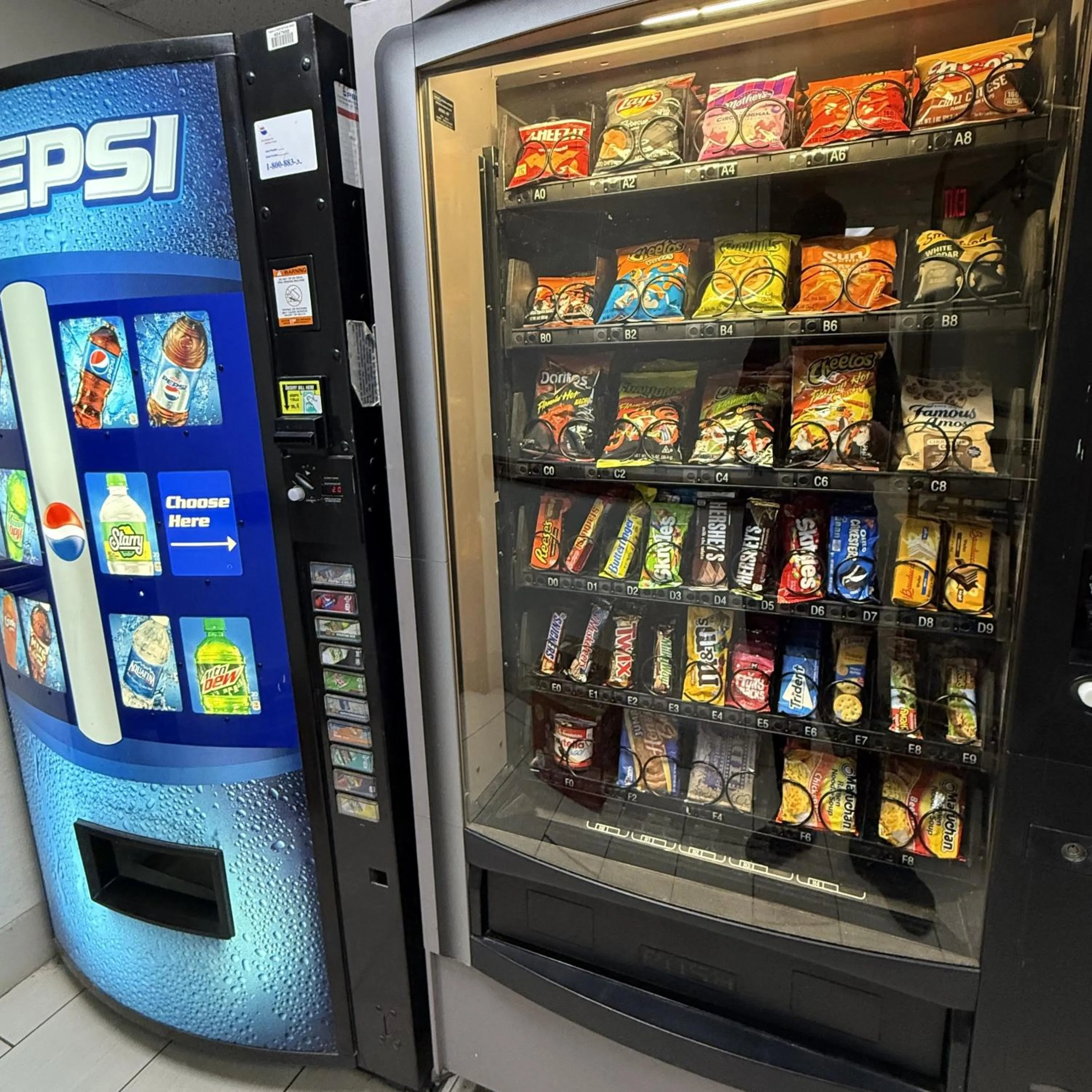 Other in HomeTowne Studios by Red Roof Flint