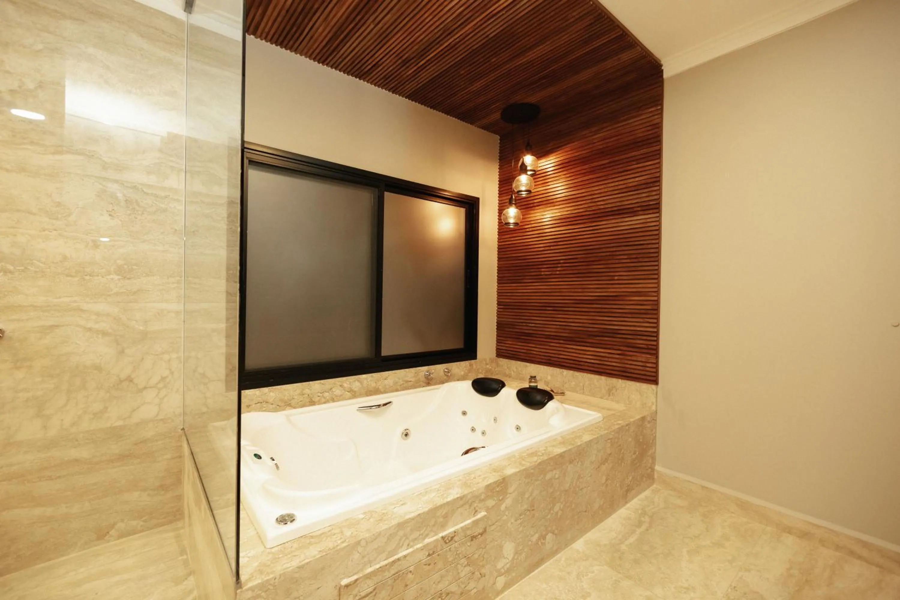 Hot Tub in LAS HOTEL BOUTIQUE