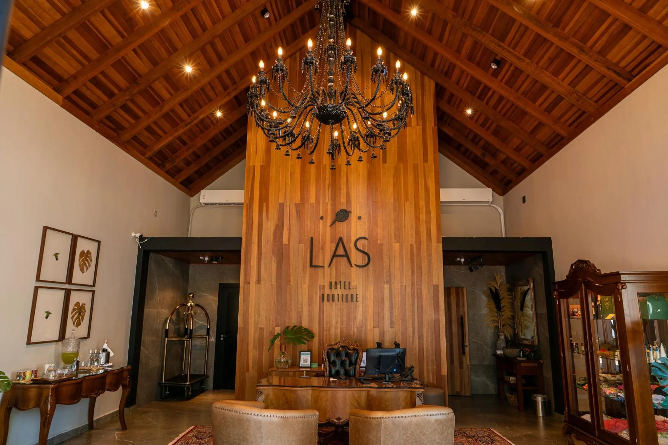Lobby or reception in LAS HOTEL BOUTIQUE