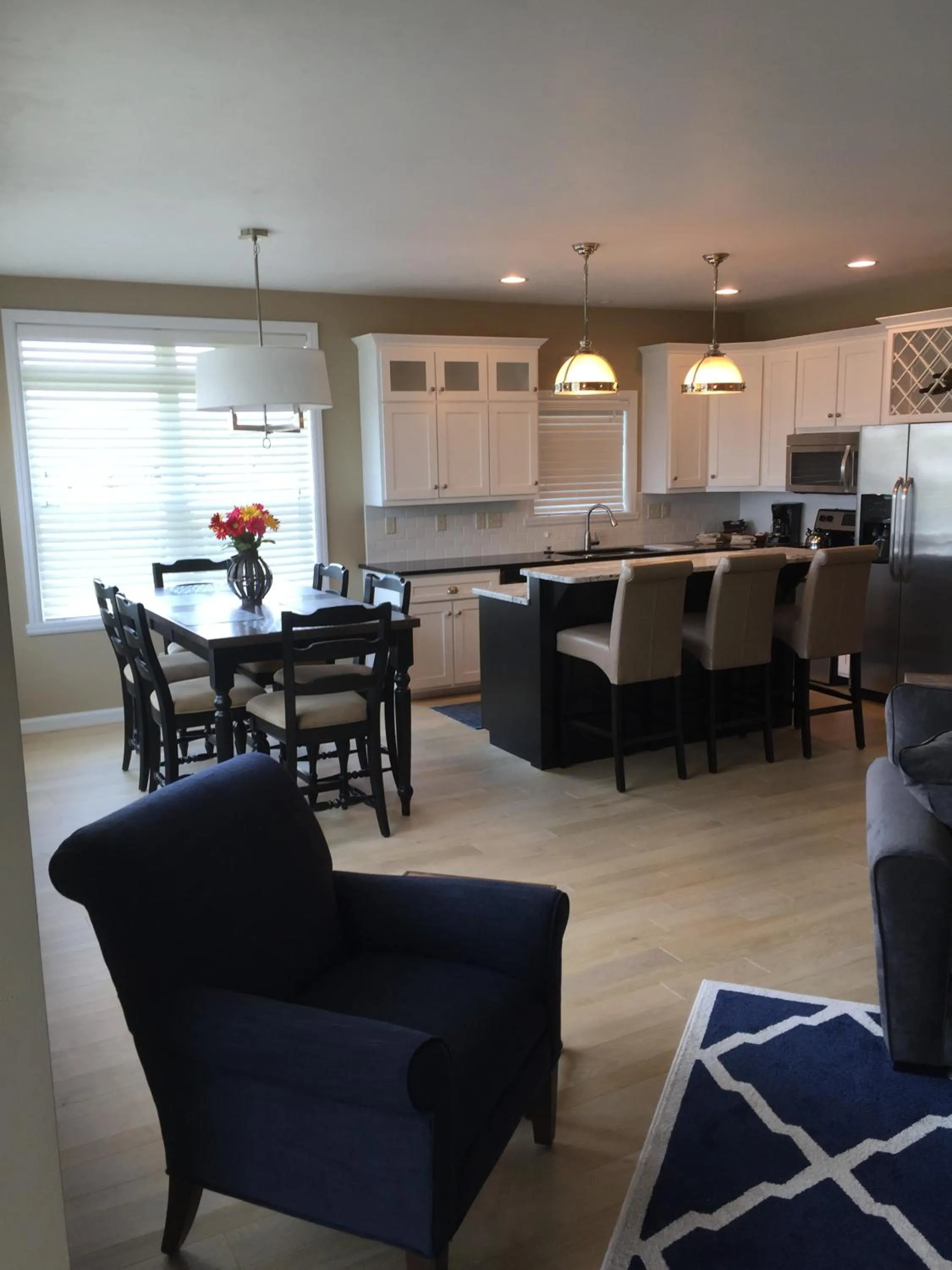 Kitchen or kitchenette in Birchwood Lodge