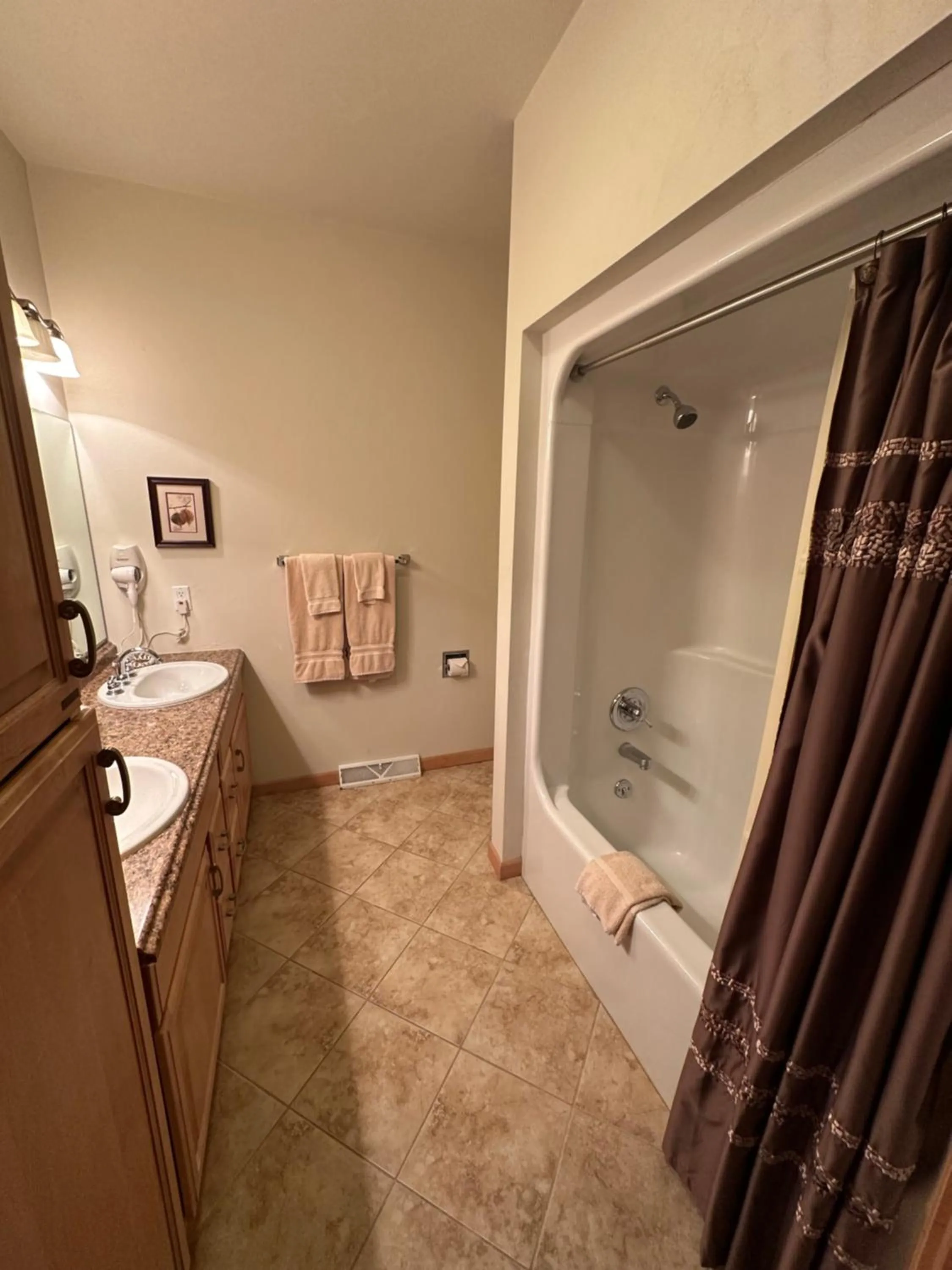 Bathroom in Birchwood Lodge