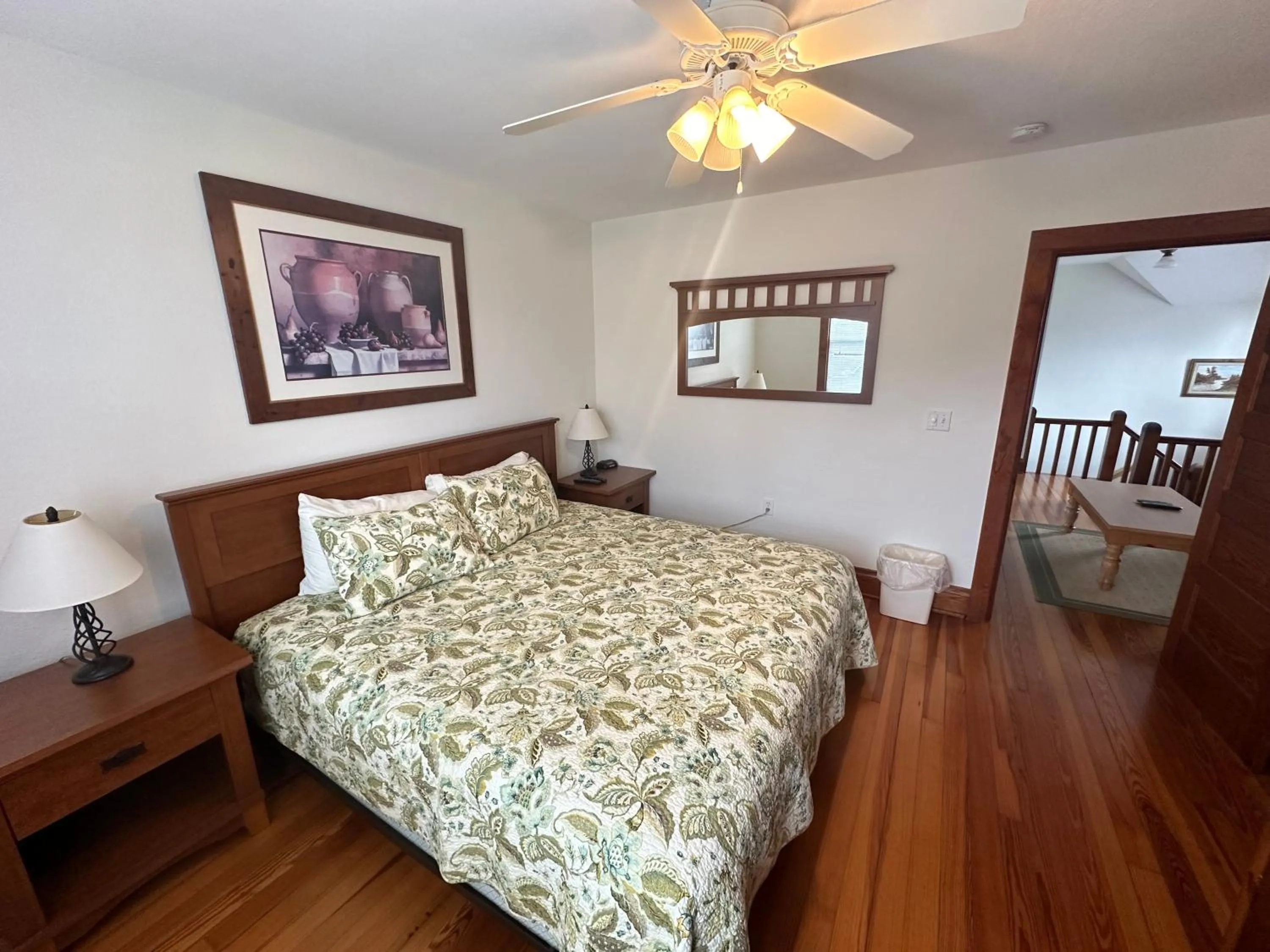 Bedroom, Bed in Birchwood Lodge