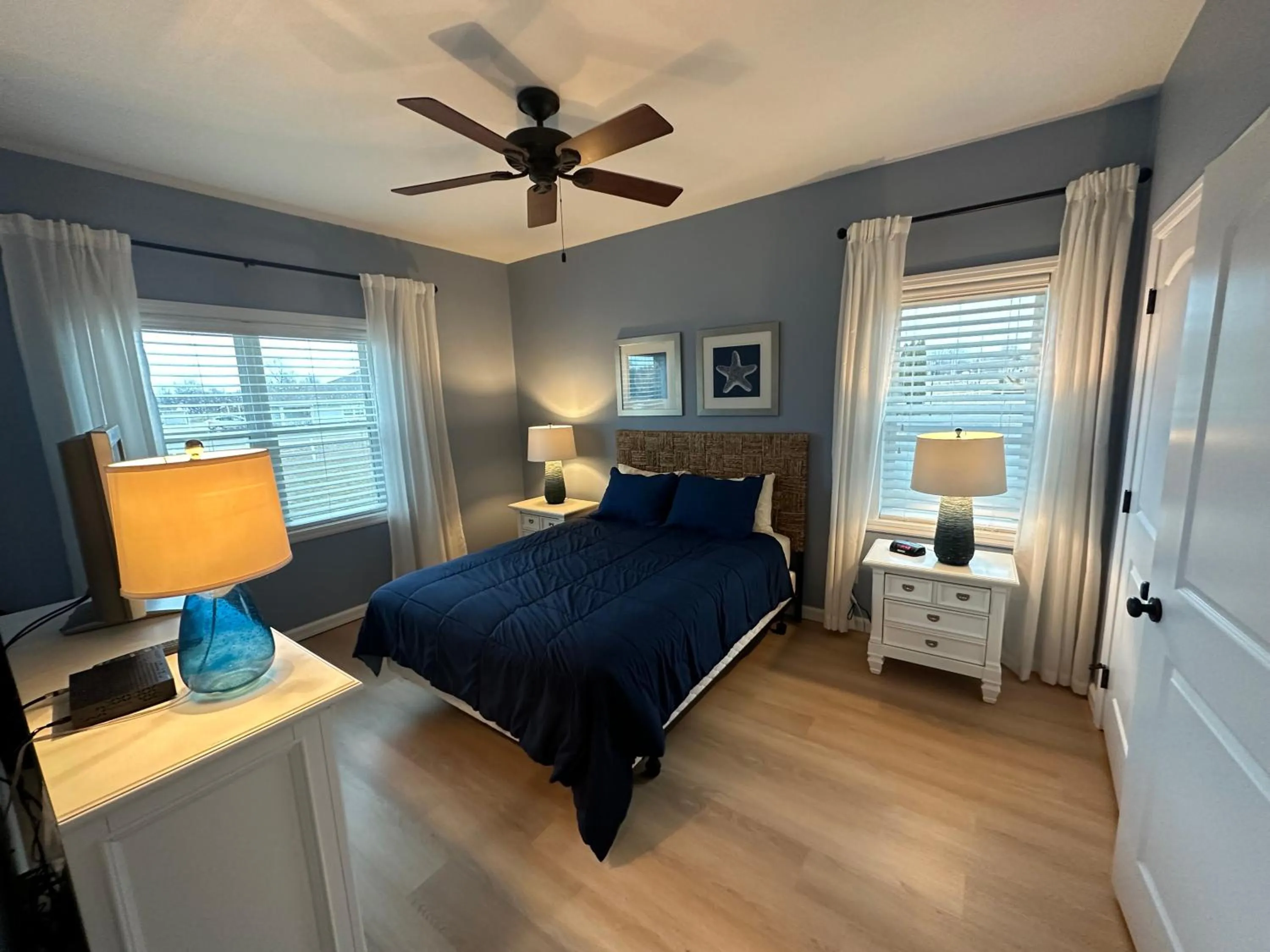 Bedroom, Bed in Birchwood Lodge
