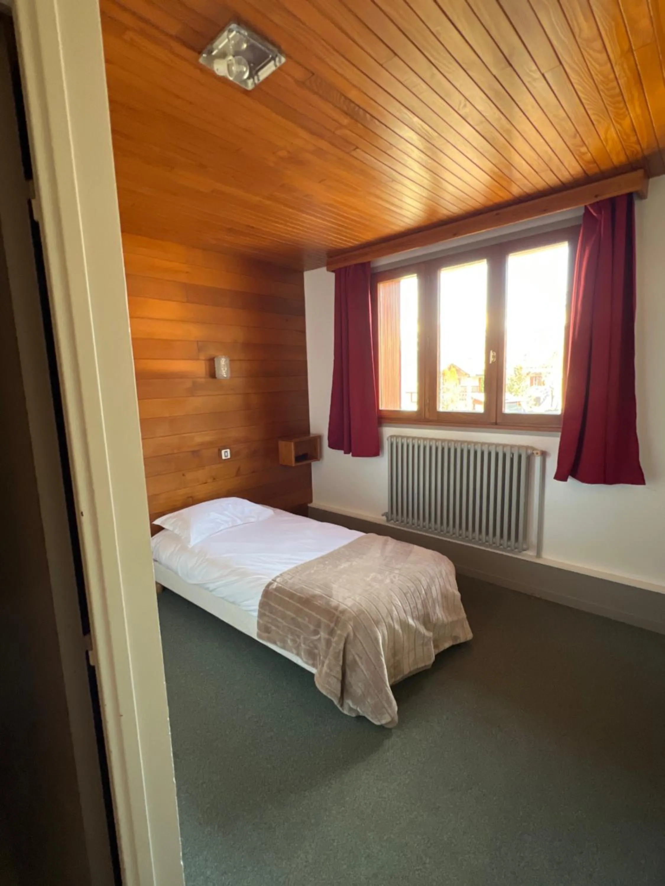 Standard Single Room - single occupancy in Hôtel Restaurant La Pendine