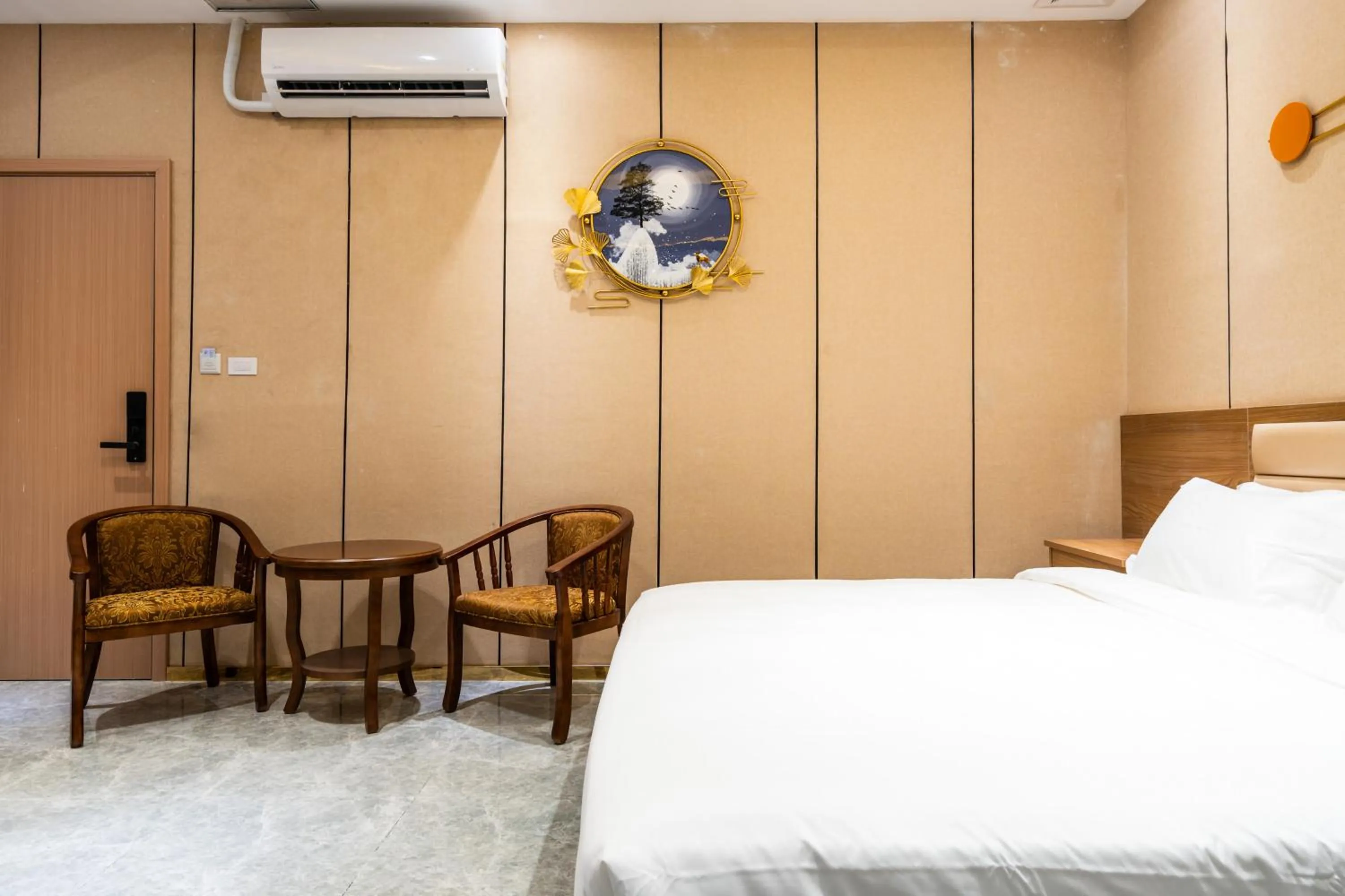 Bed in Home me Hotel Makati