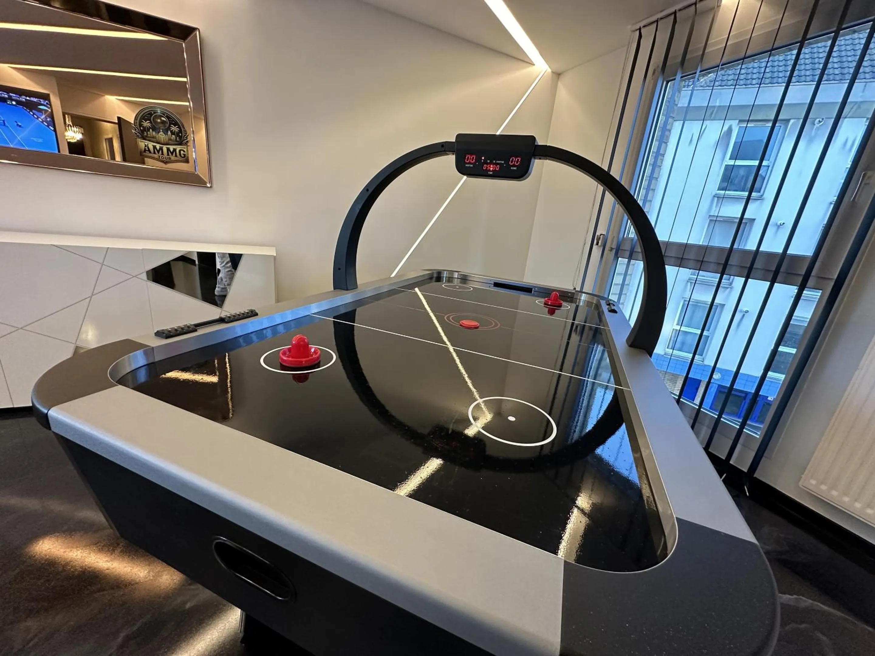 Children play ground in Appartement Luxe Vue sur Mer Calais Plage