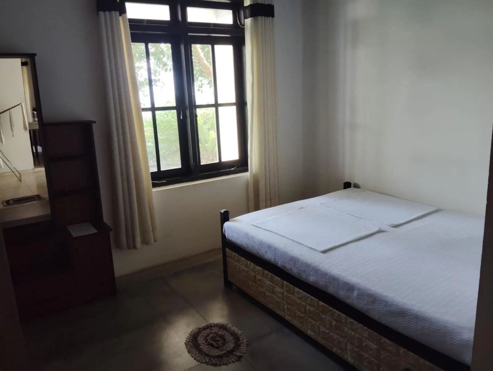 Bedroom, Bed in Knuckles Range Bungalow