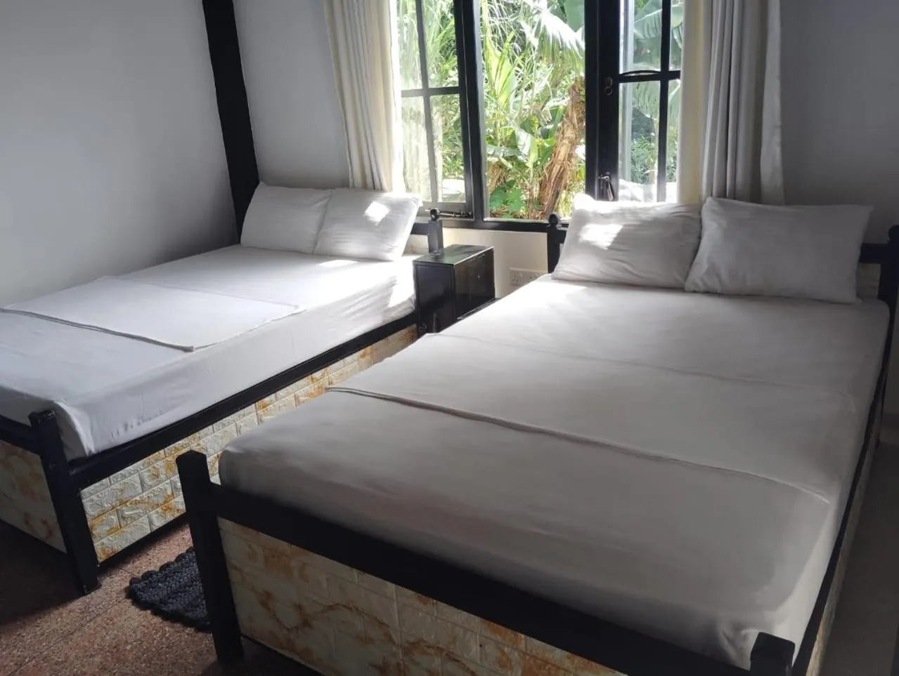 Bed in Knuckles Range Bungalow