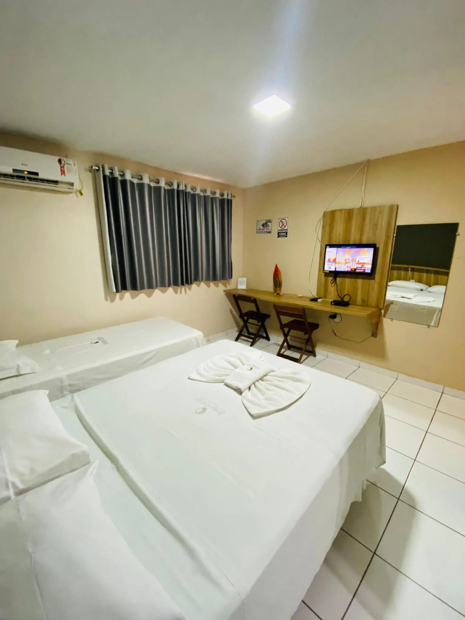 Bed in Borges Hotel
