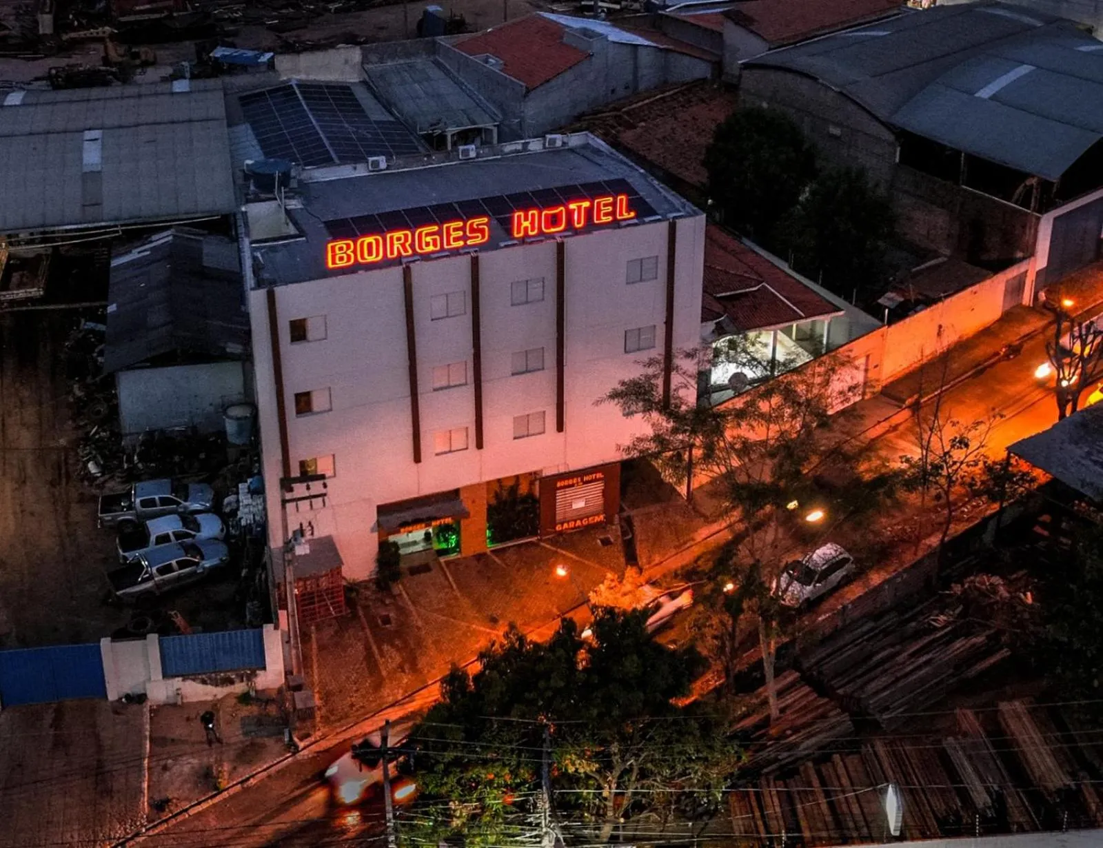 Facade/entrance in Borges Hotel