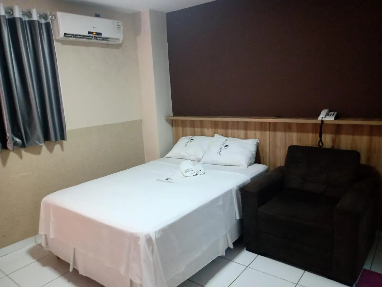 Bed in Borges Hotel