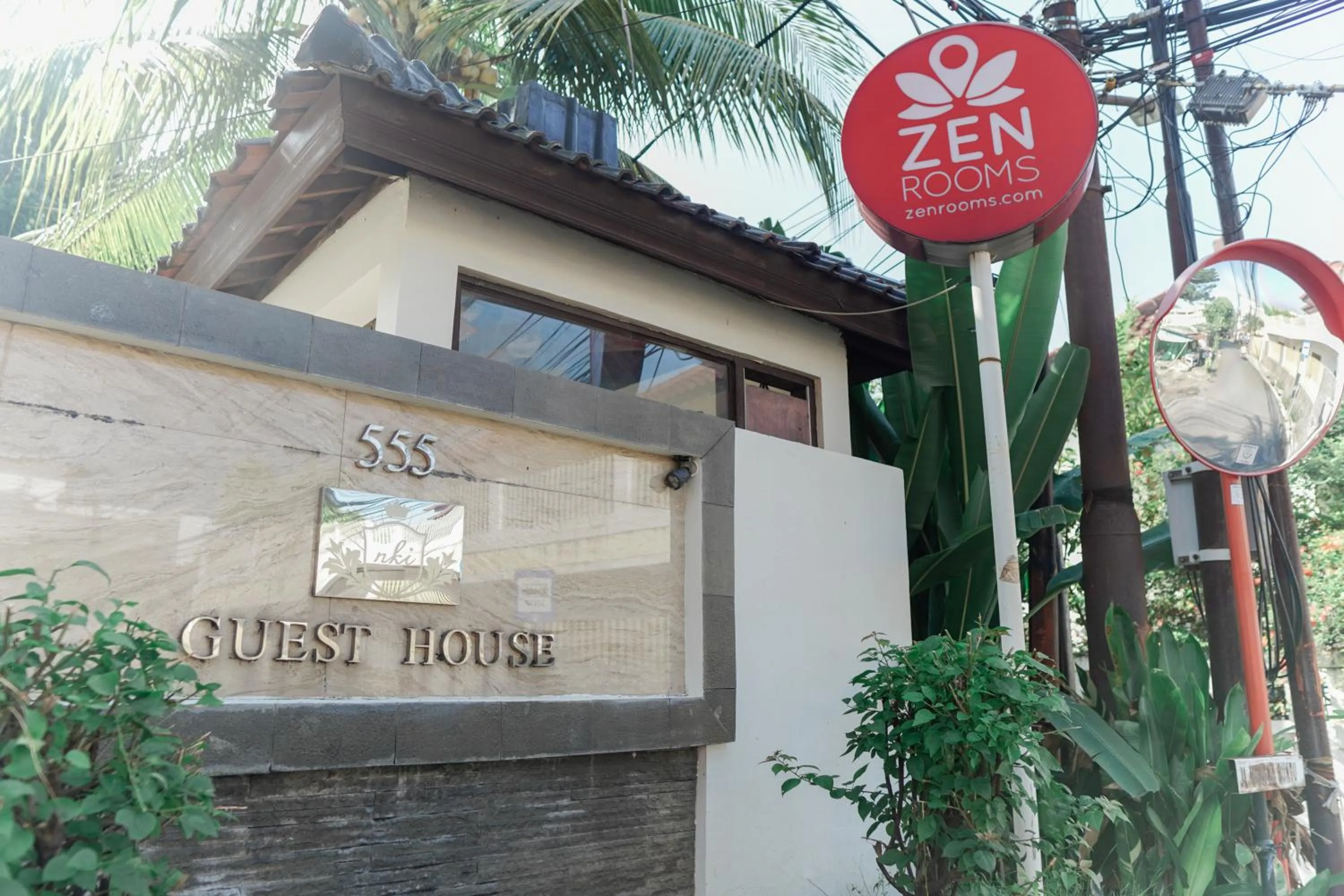 Logo/Certificate/Sign in 555 Nangka Guest House