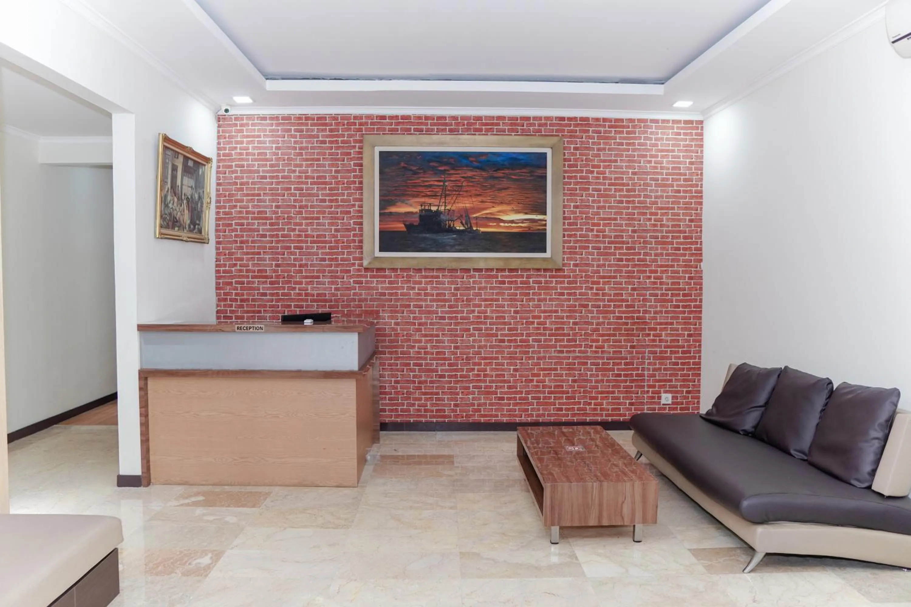 Lobby or reception in 555 Nangka Guest House