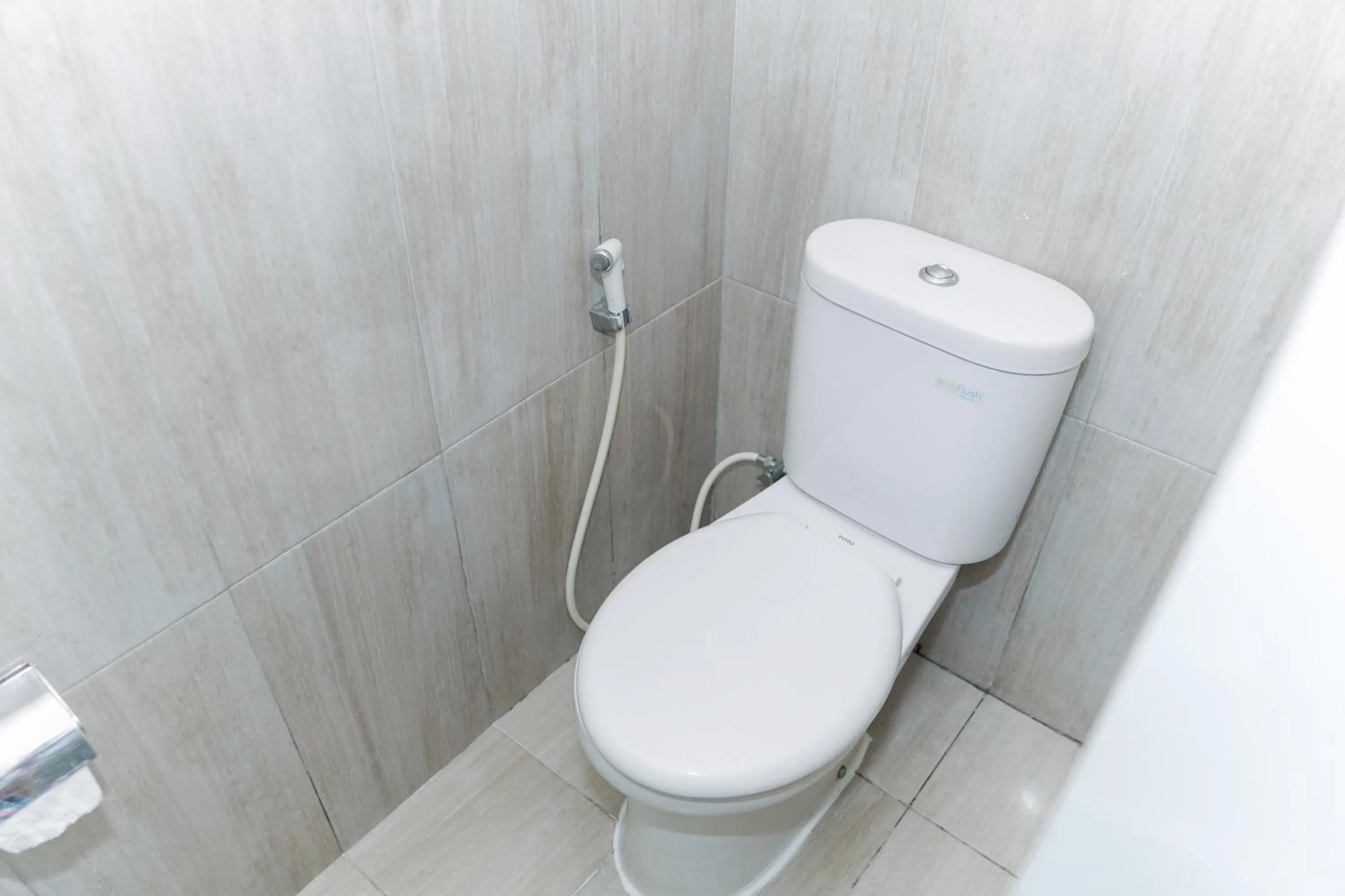 Toilet in 555 Nangka Guest House