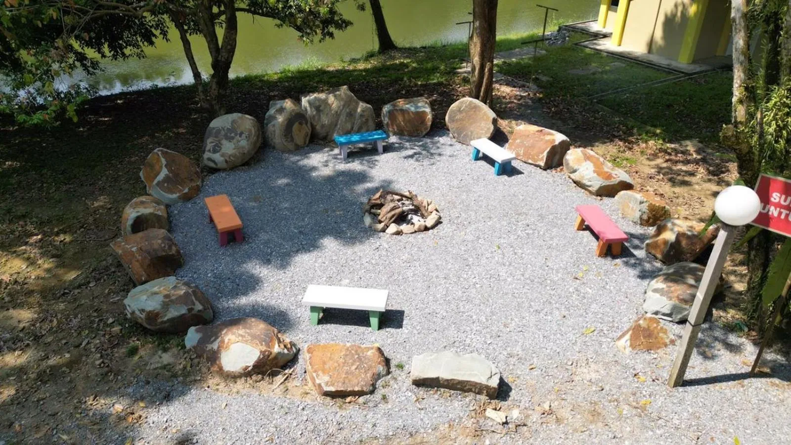 Area and facilities in Putra Sentosa Retreat Camp, Sematan