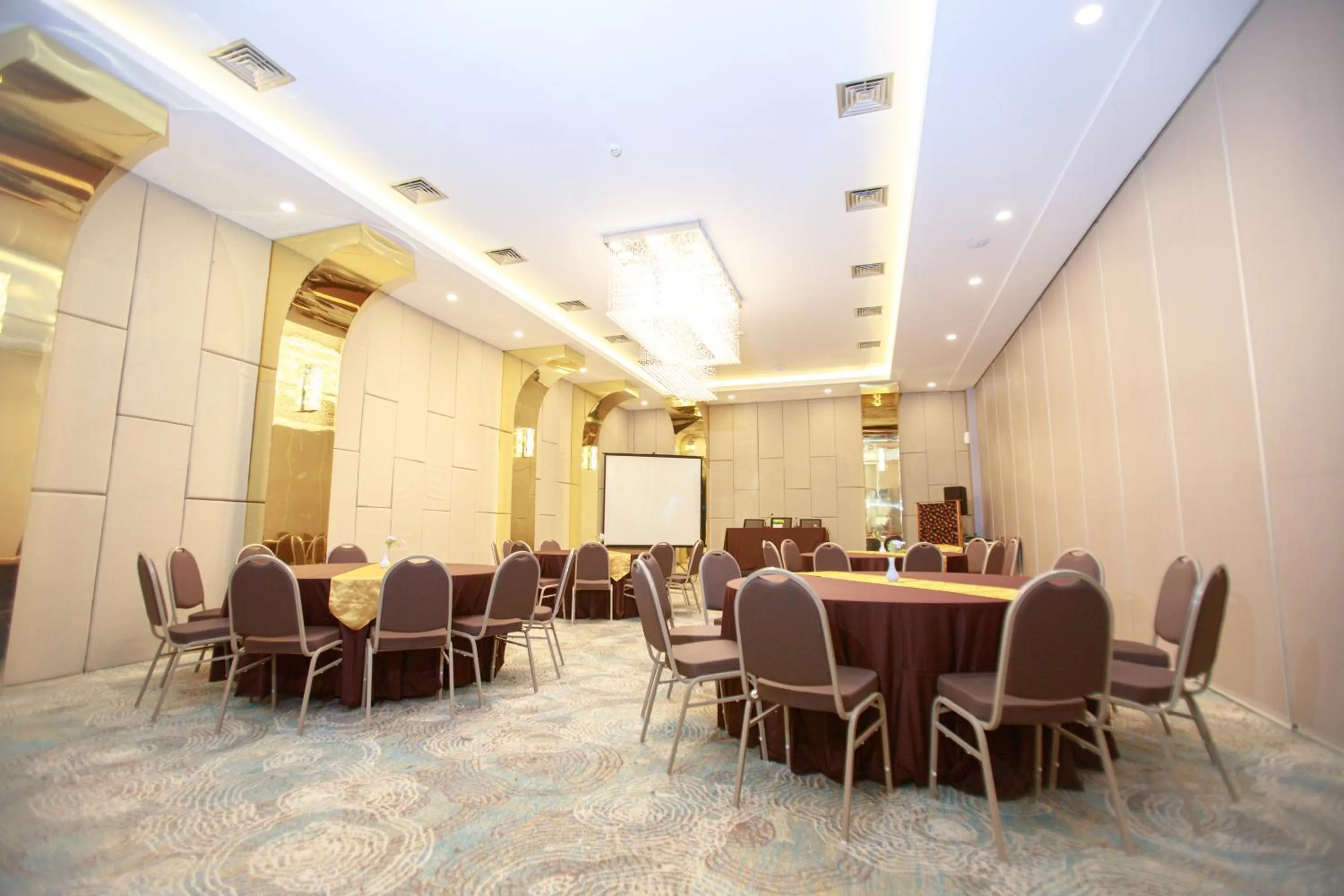 Meeting/conference room in Two K Azana Style Hotel Bengkulu