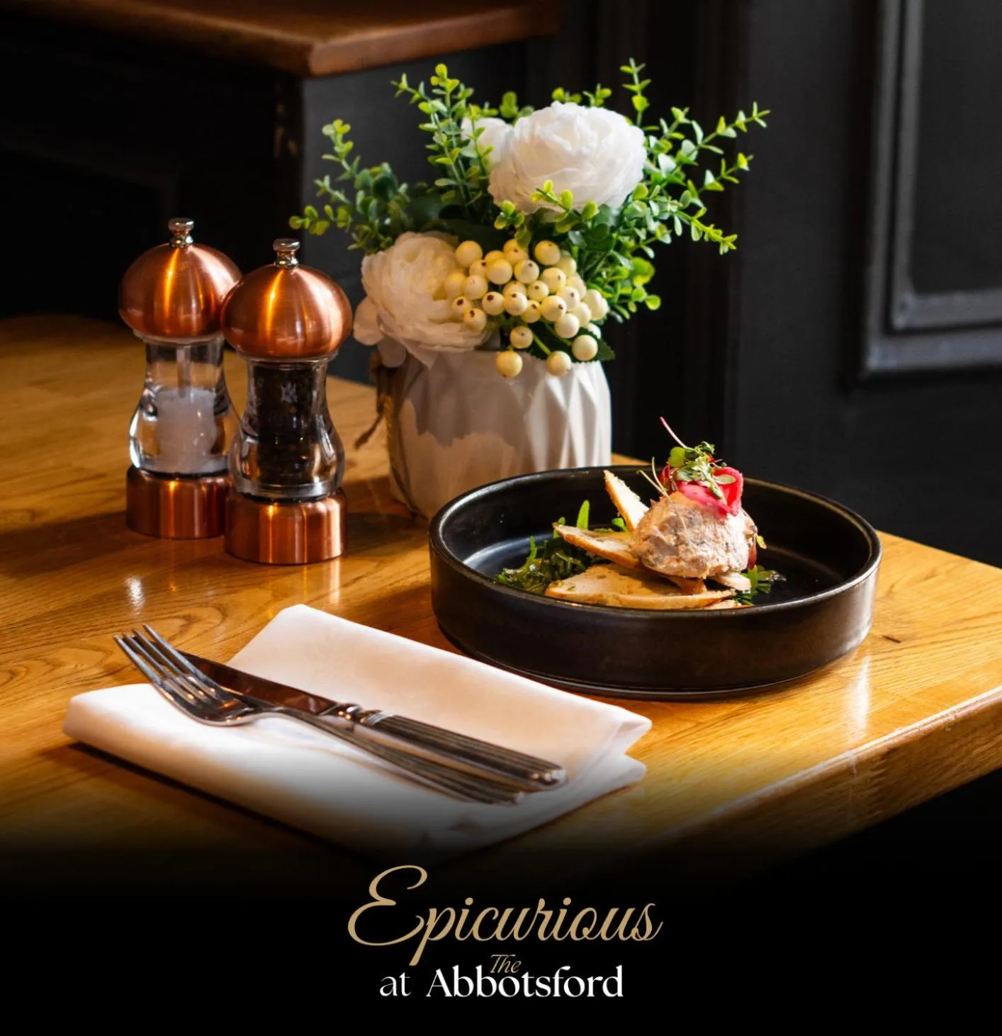 Restaurant/places to eat in Abbotsford Hotel