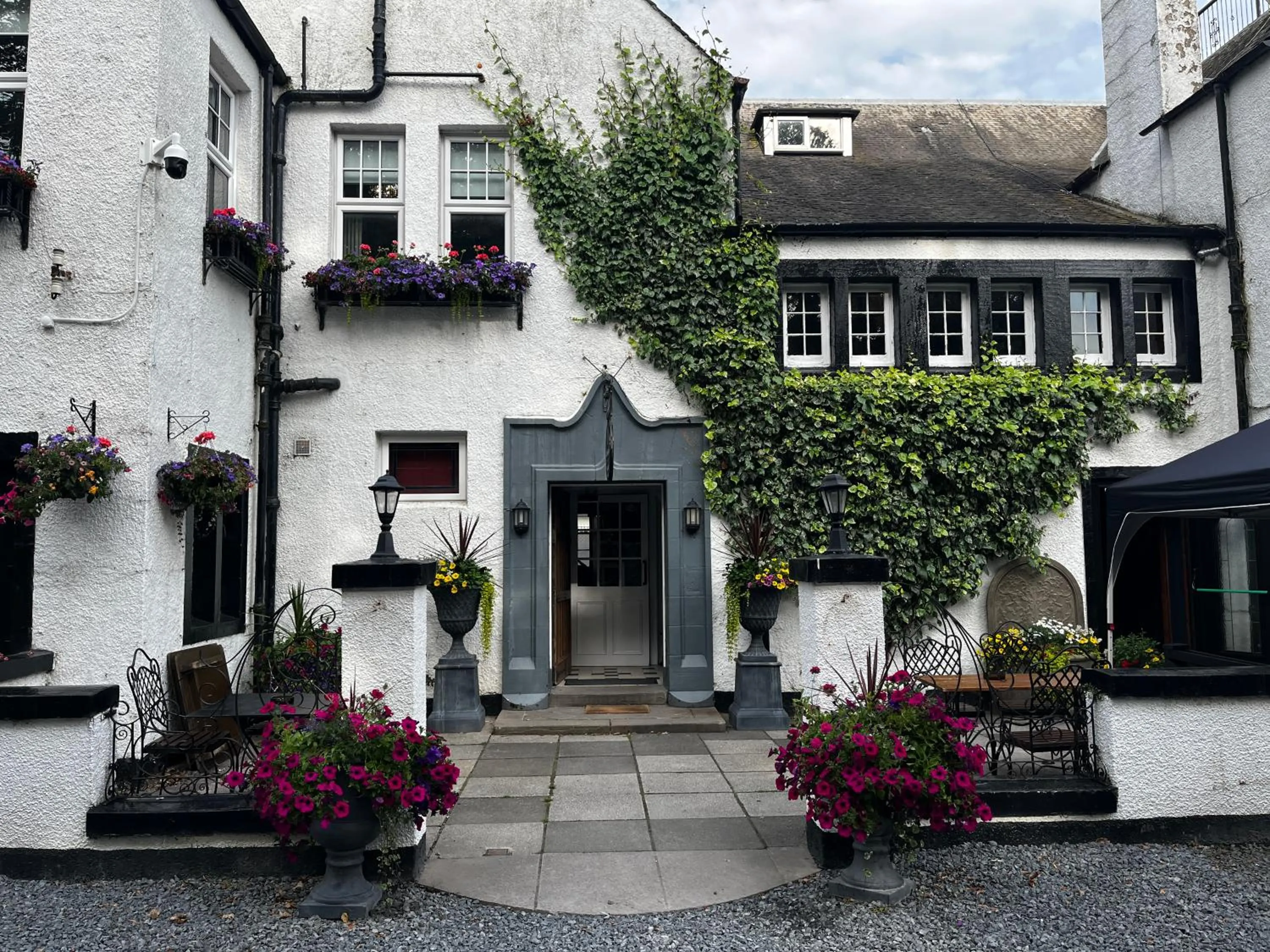 Property building in Abbotsford Hotel
