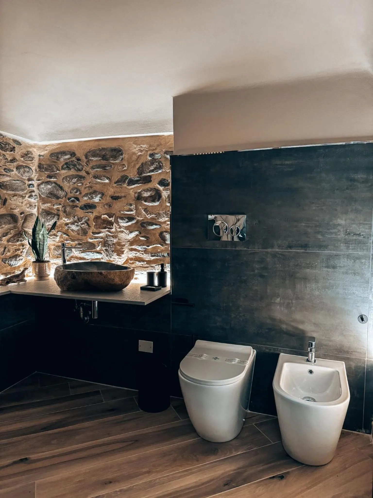 Toilet in Talking Stones