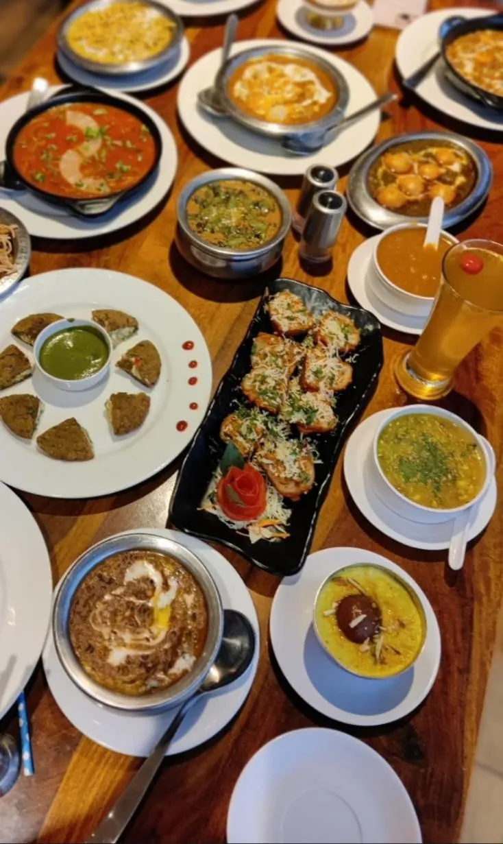 Restaurant/places to eat in The Ashoka Hotel