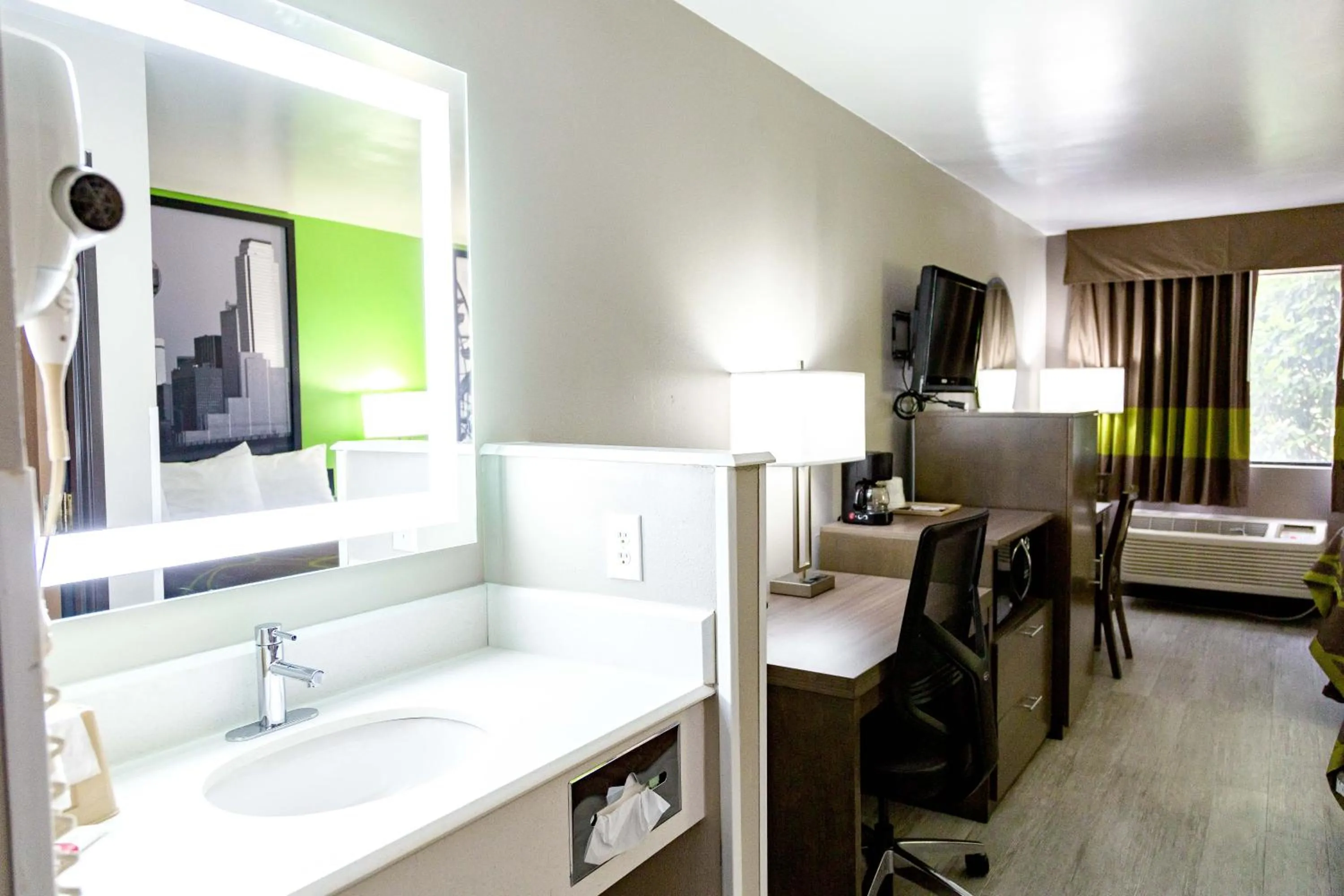 Bedroom, Bed in Super 8 by Wyndham Waxahachie TX