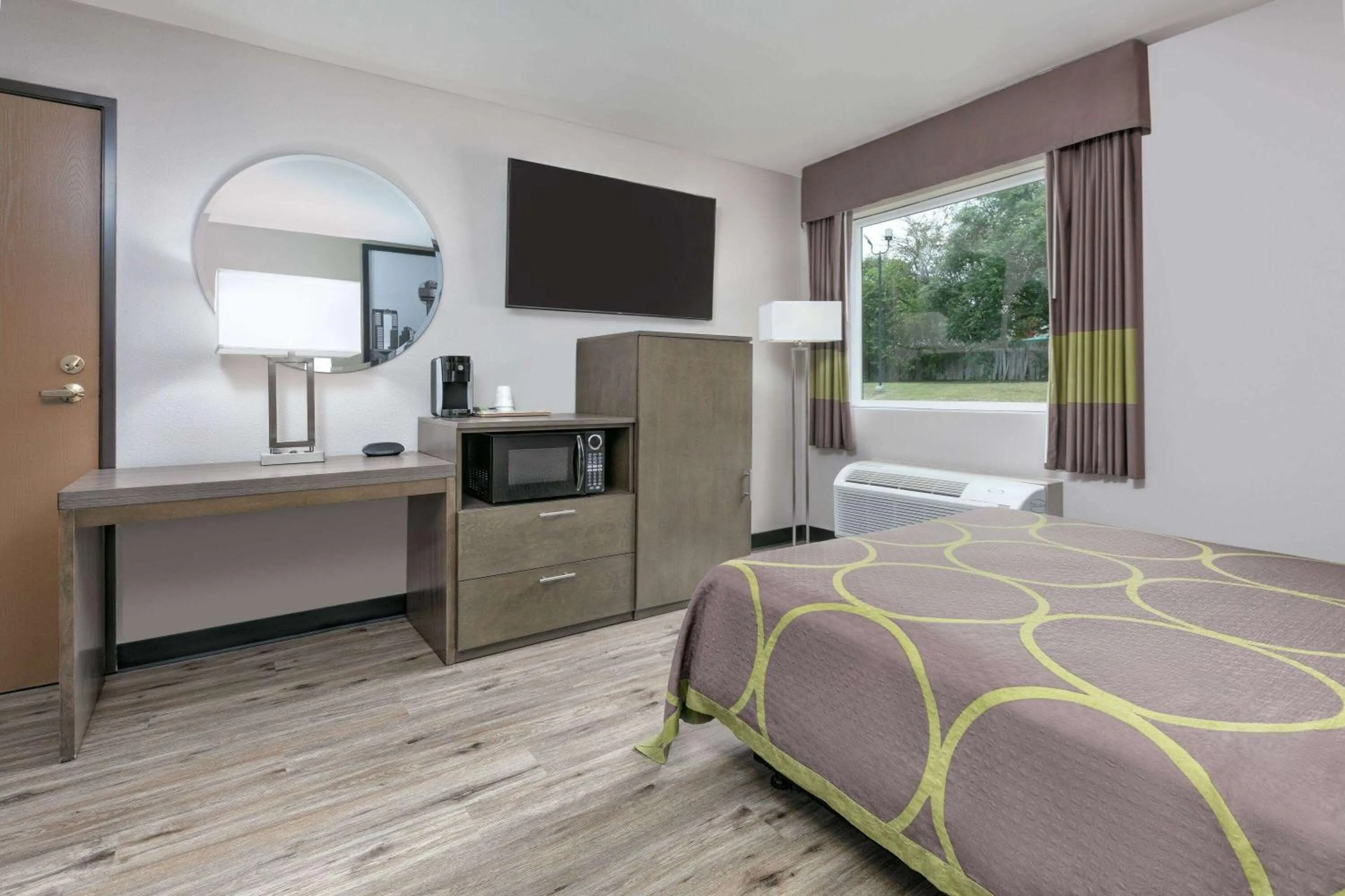 Photo of the whole room, Bed in Super 8 by Wyndham Waxahachie TX