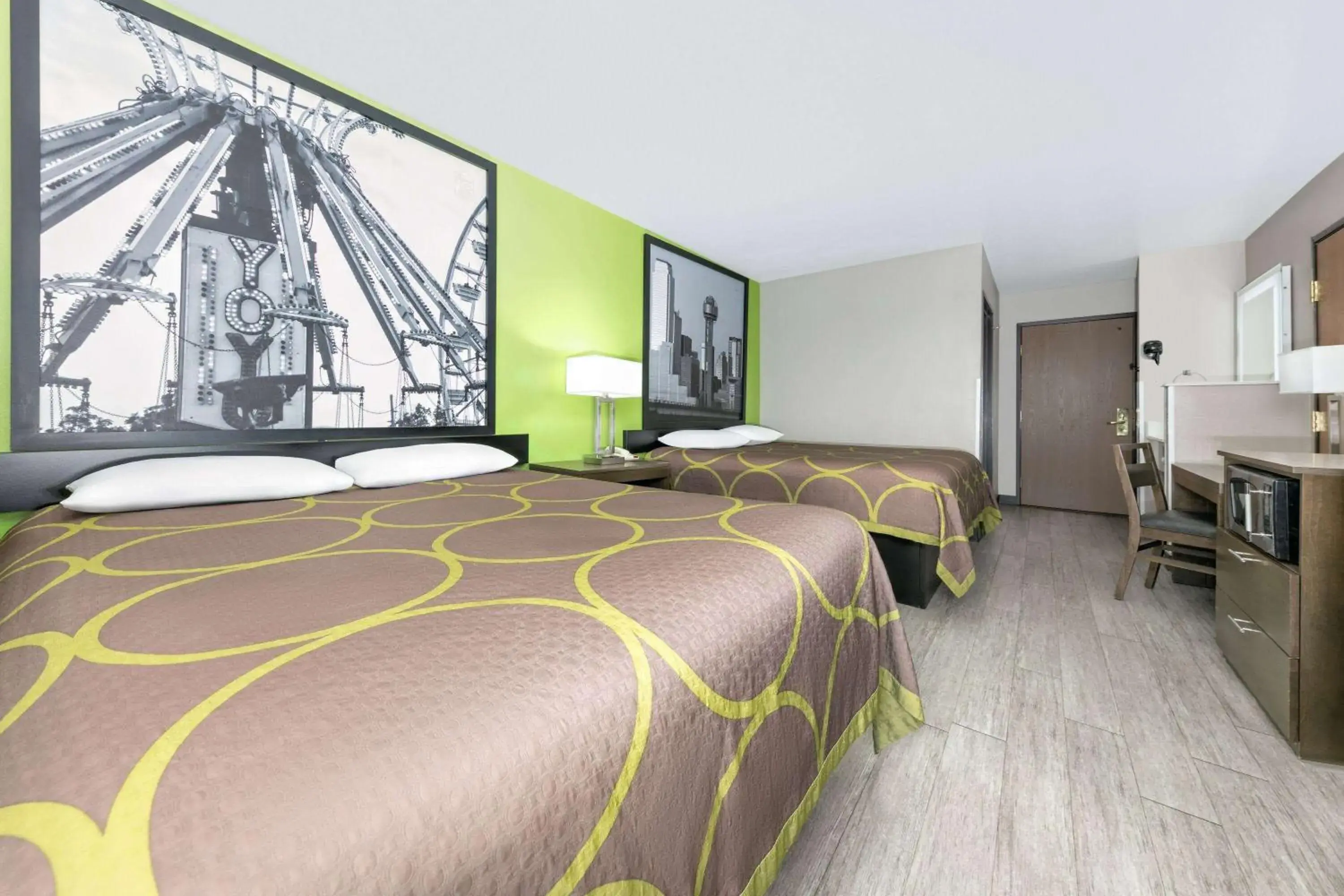 Photo of the whole room, Bed in Super 8 by Wyndham Waxahachie TX Photo of the whole room, Bed in Super 8 by Wyndham Waxahachie TX