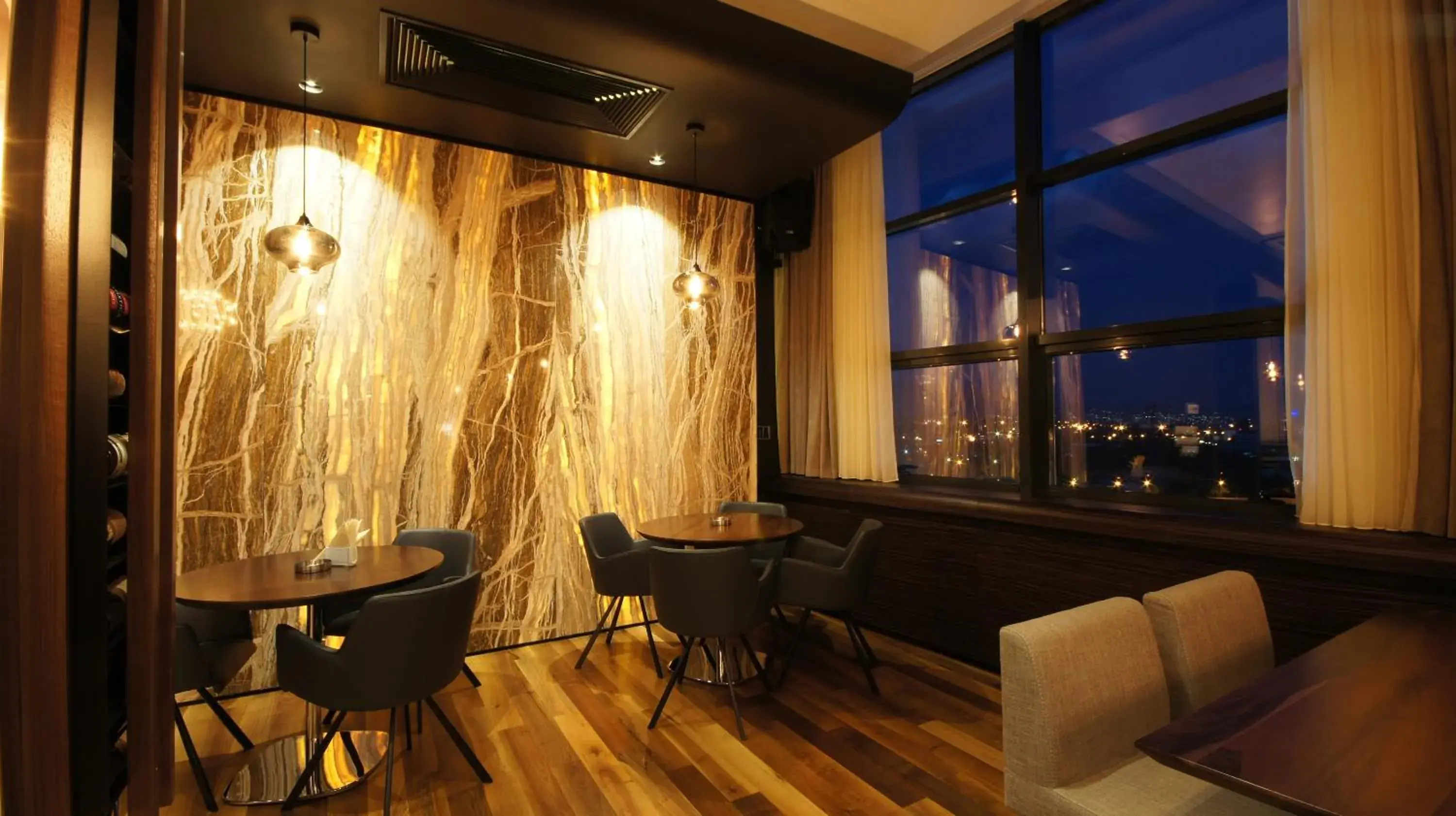 Lounge or bar in Hotel Russia Lounge or bar in Hotel Russia