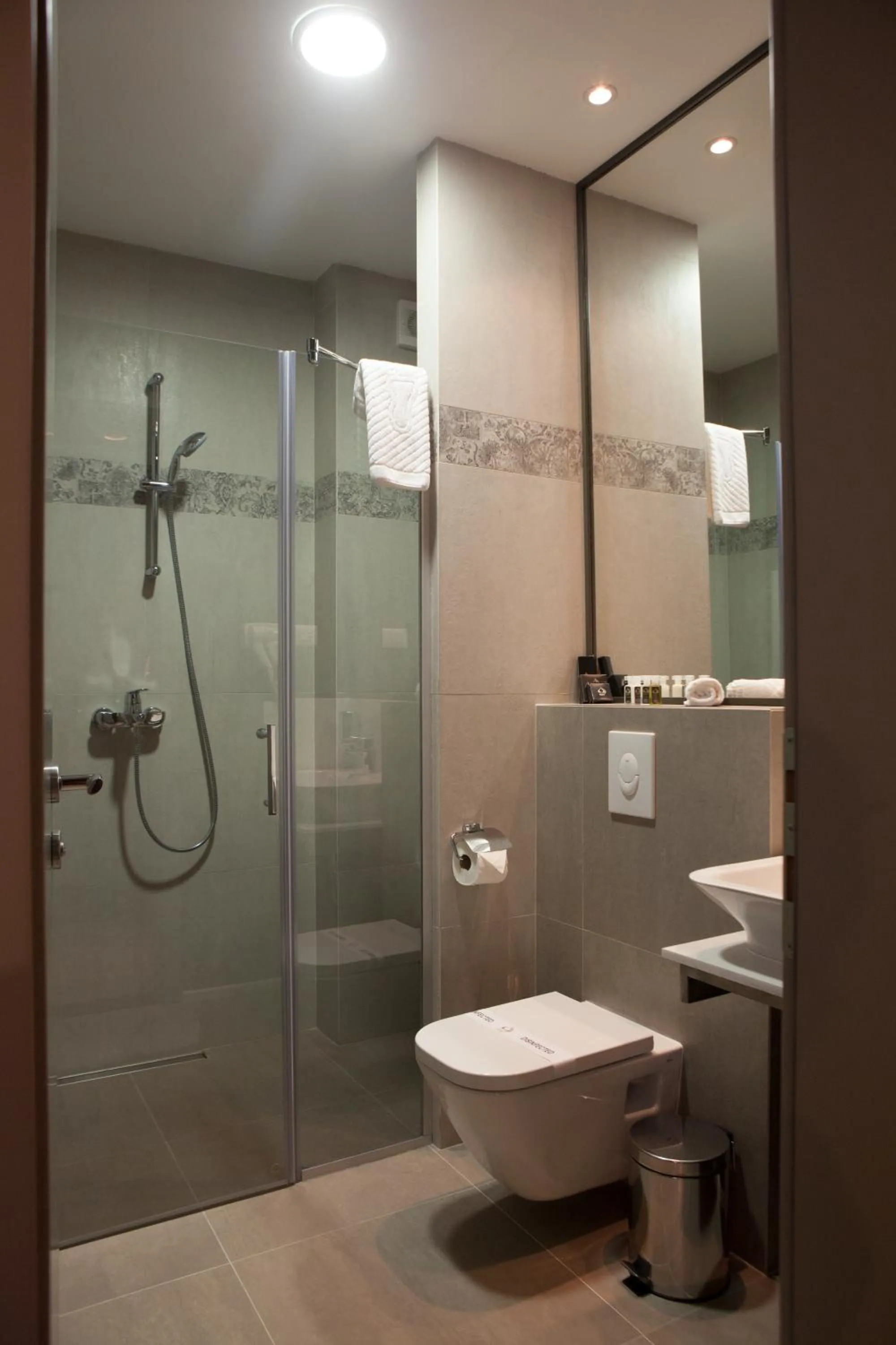 Bathroom in Hotel Russia