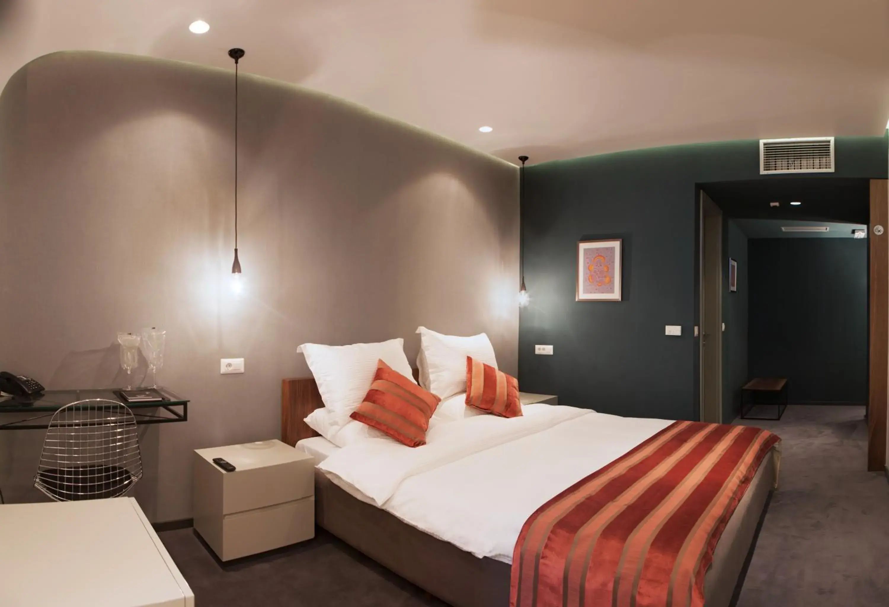 Bedroom, Bed in Hotel Russia Bedroom, Bed in Hotel Russia