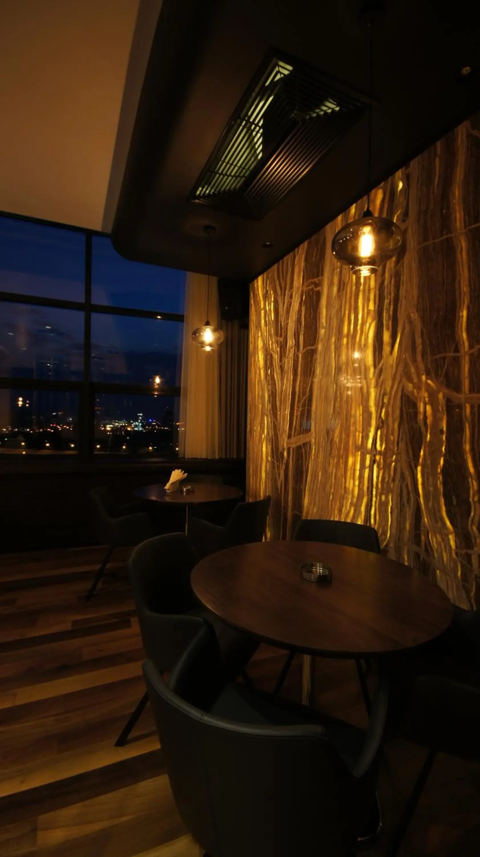 Lounge or bar in Hotel Russia Lounge or bar in Hotel Russia