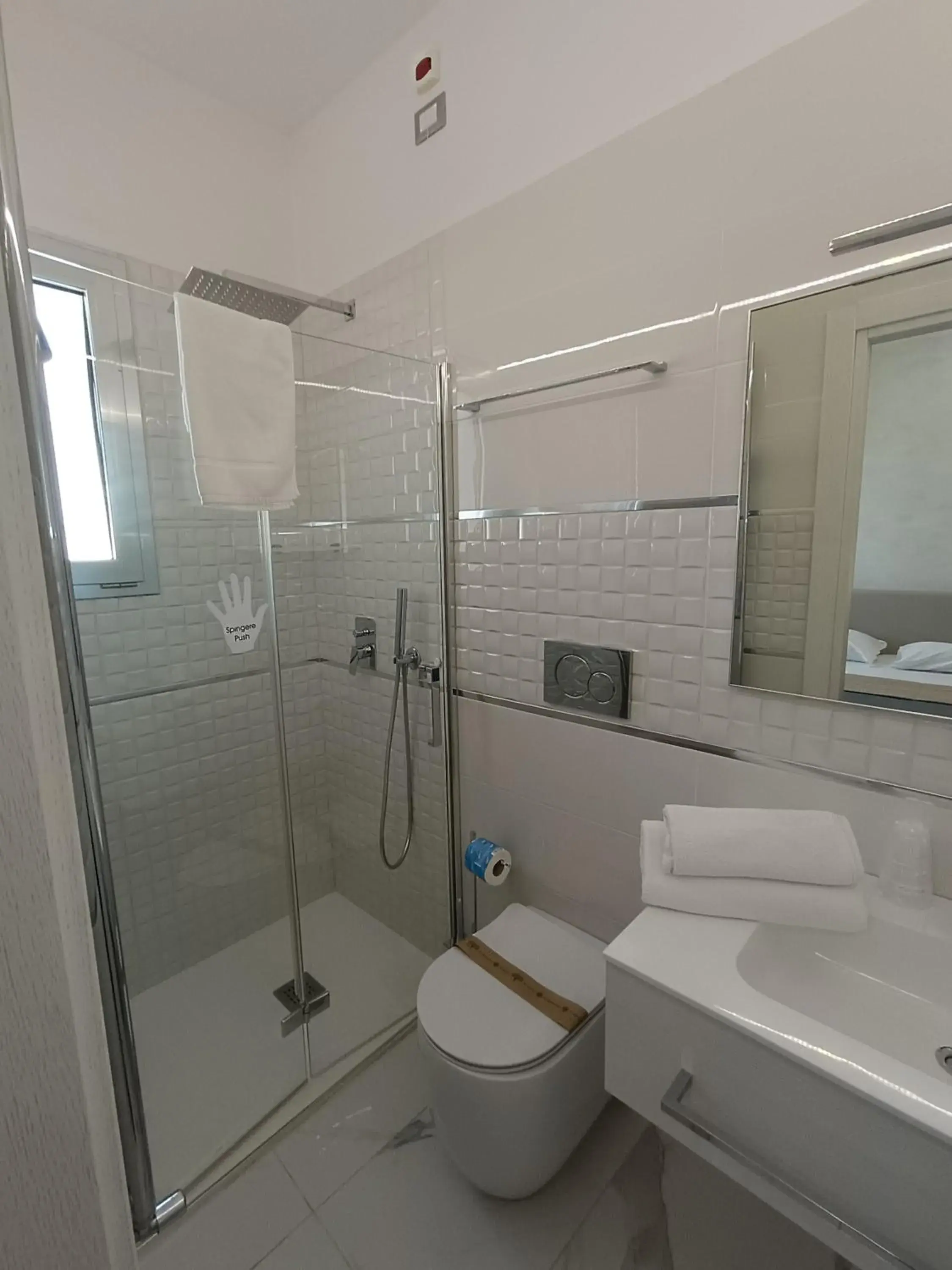 Double Room with Private Bathroom in HOTEL PARADISE Double Room with Private Bathroom in HOTEL PARADISE