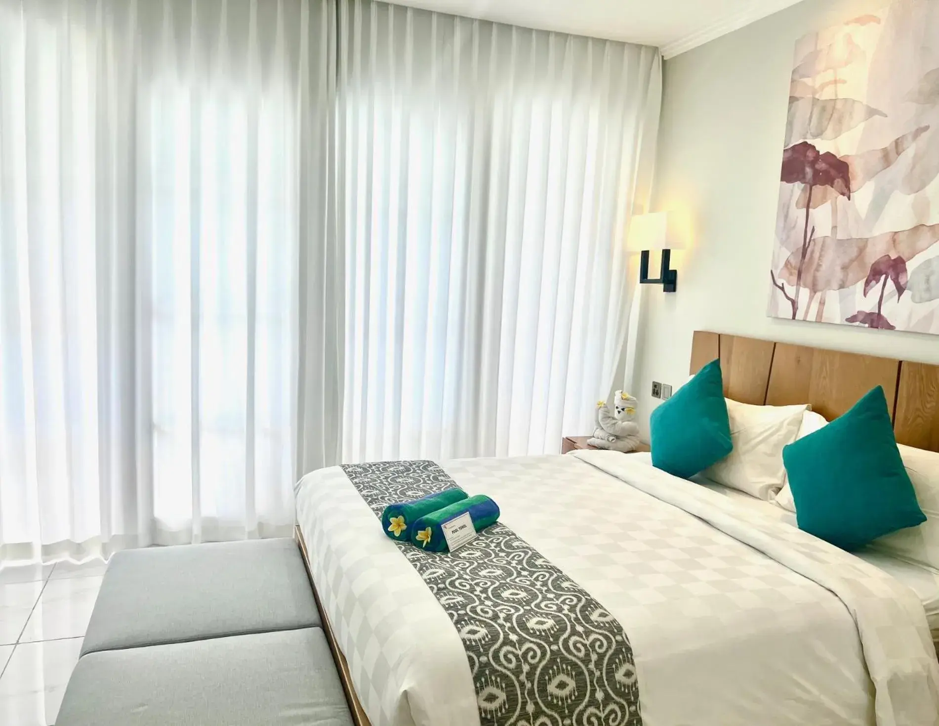 Bed in The Bay Sunflower Apartment Bed in The Bay Sunflower Apartment