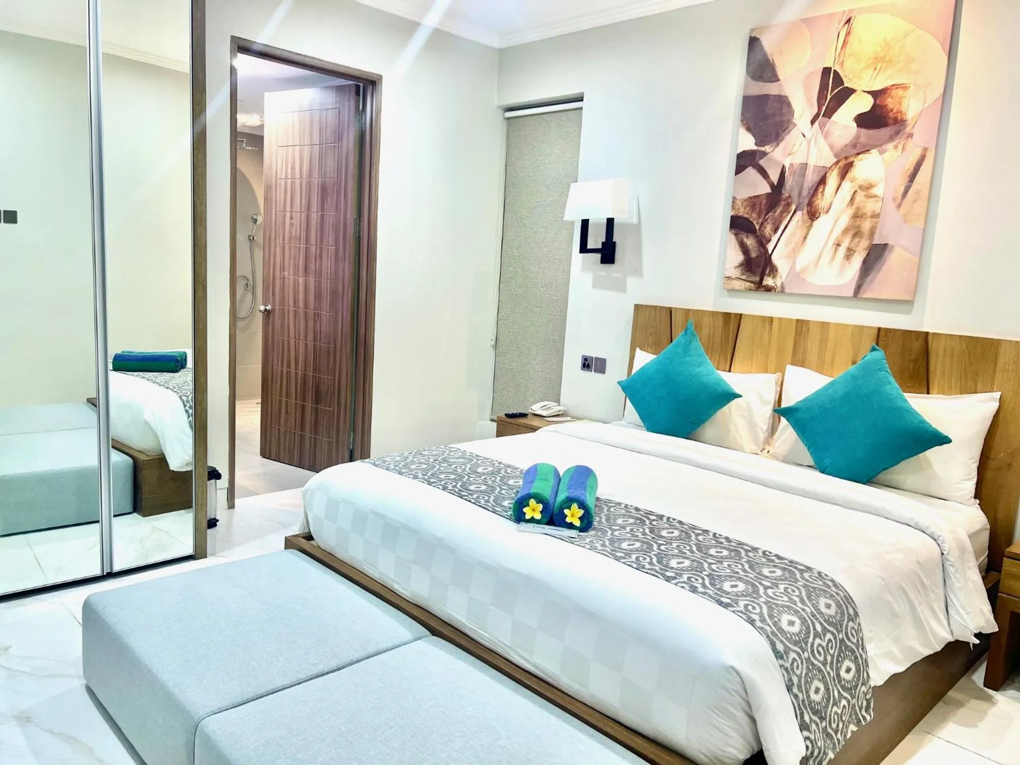 Bed in The Bay Sunflower Apartment