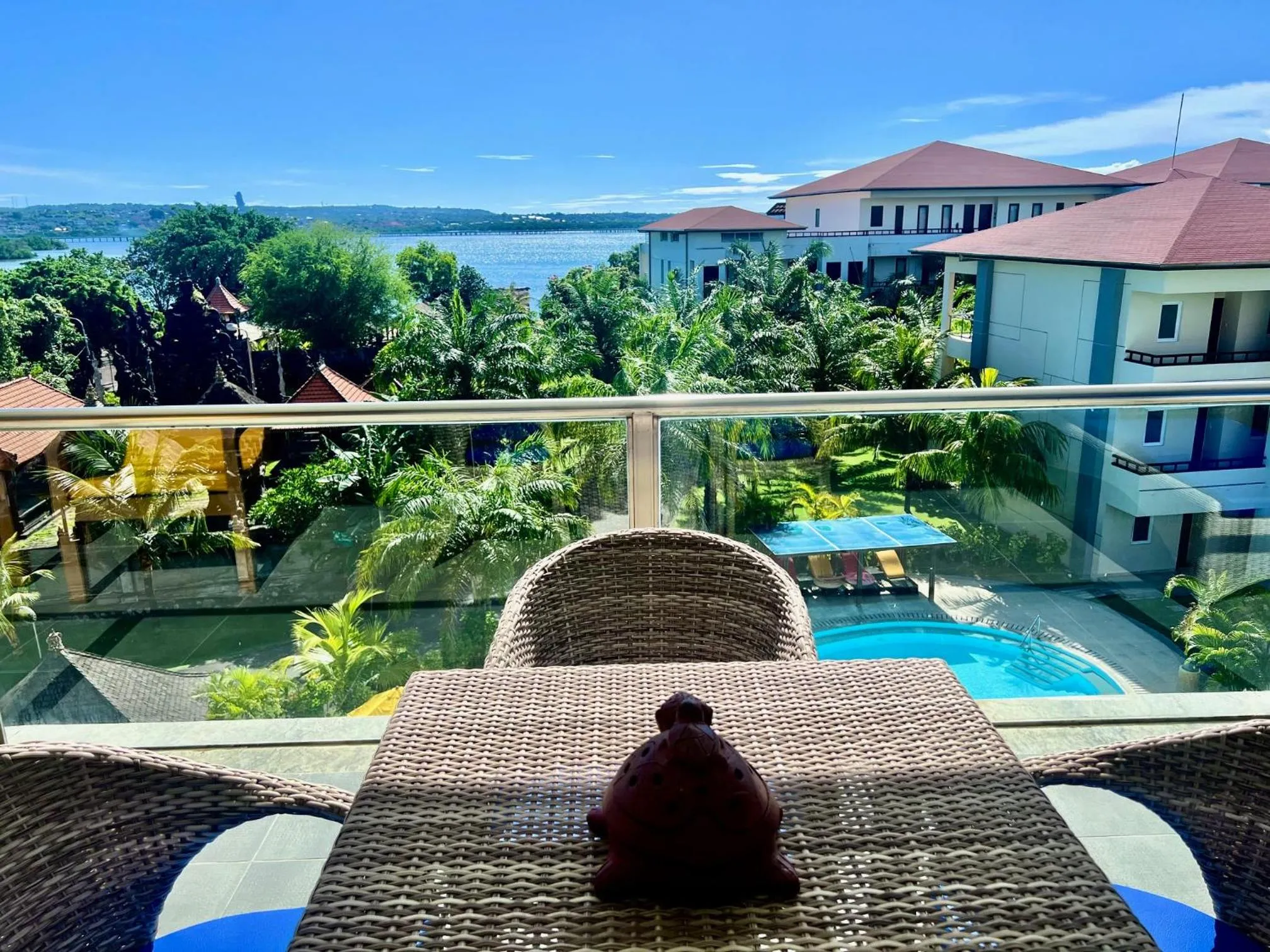 The Bay Sunflower Apartment