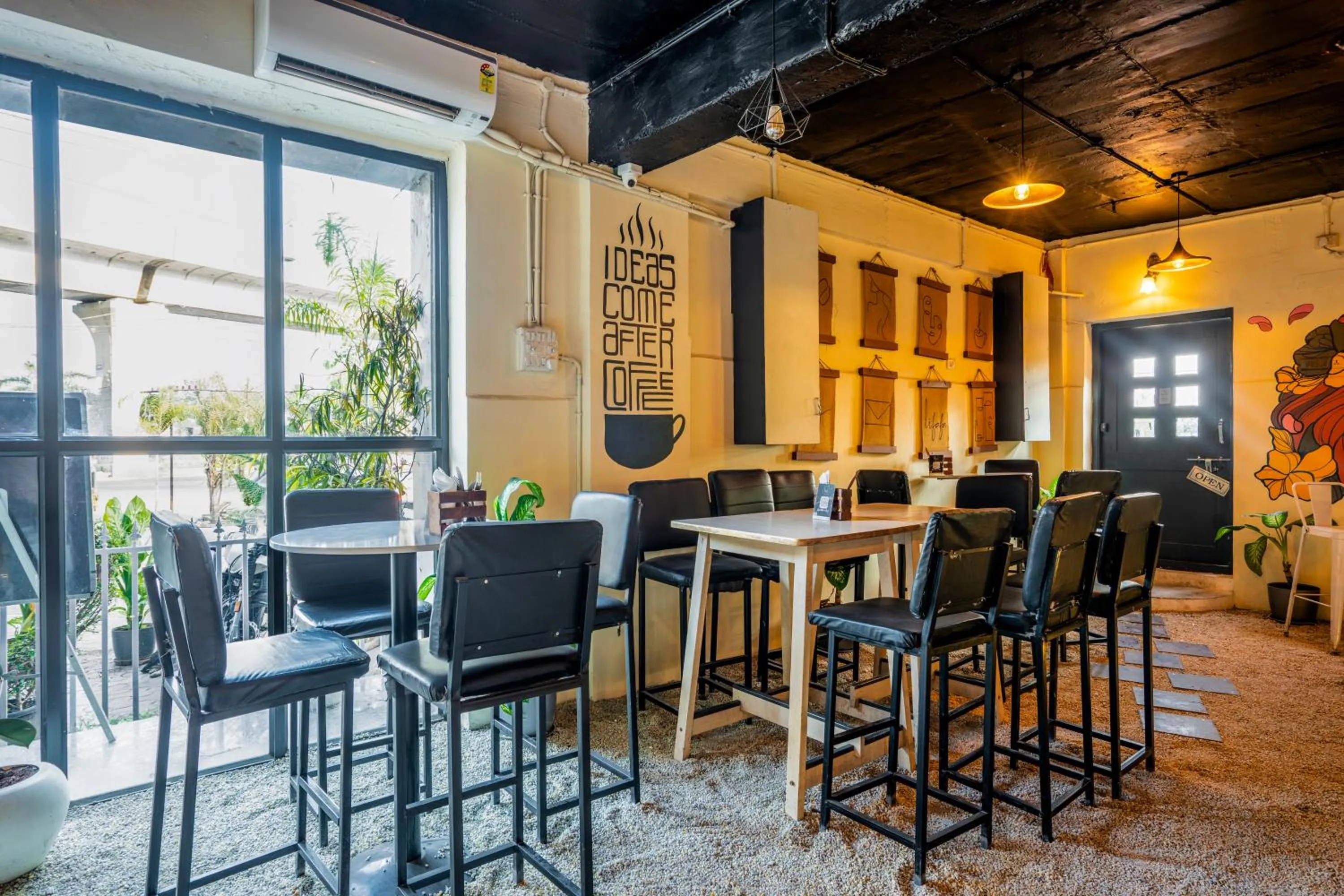 Restaurant/places to eat in Treebo De Alphabet Nagole