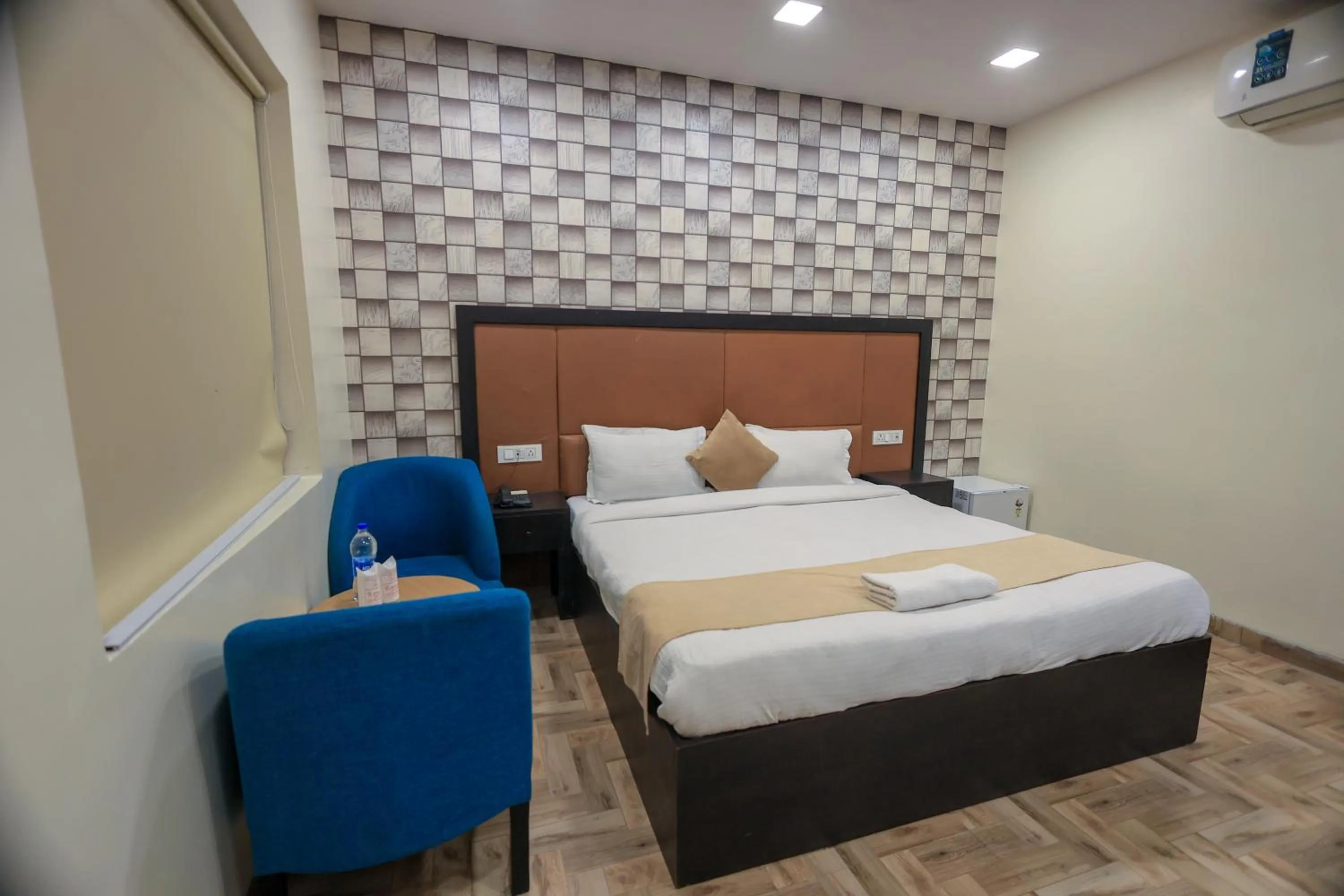 Photo of the whole room, Bed in Hotel Mandakini Royale