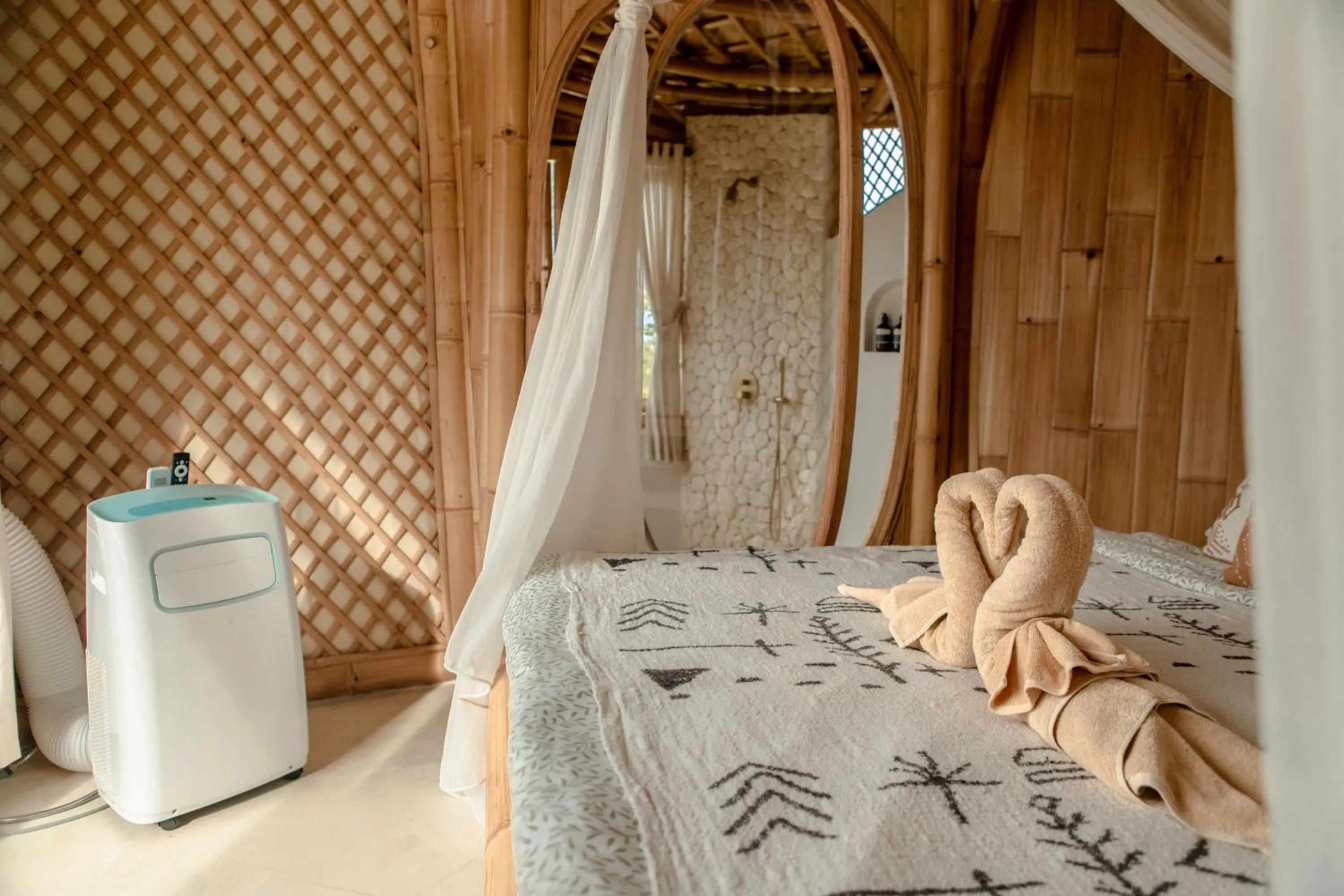 Bed in Camanta Penida - Adult Only