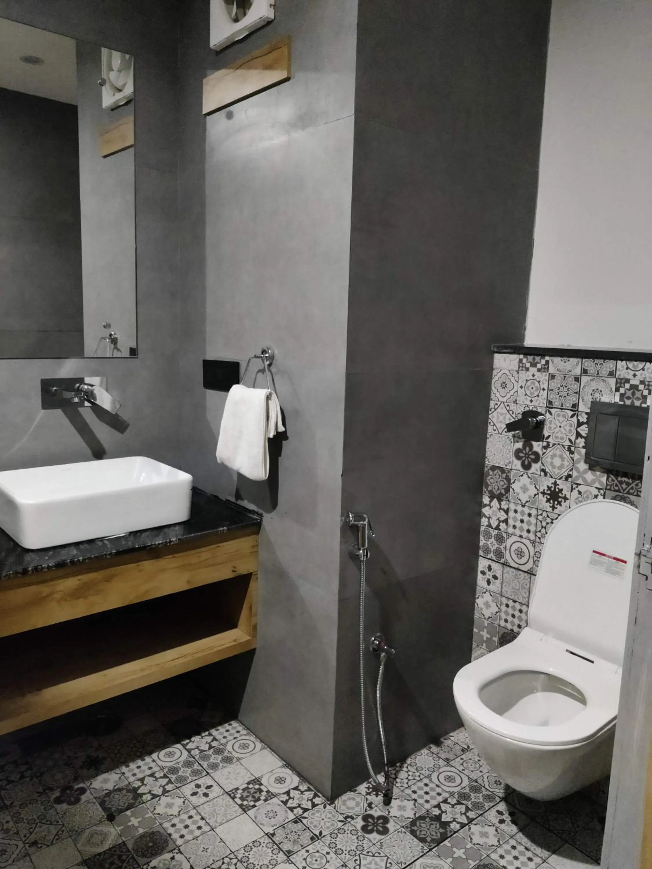 Bathroom in Hotel Basant Sarovar