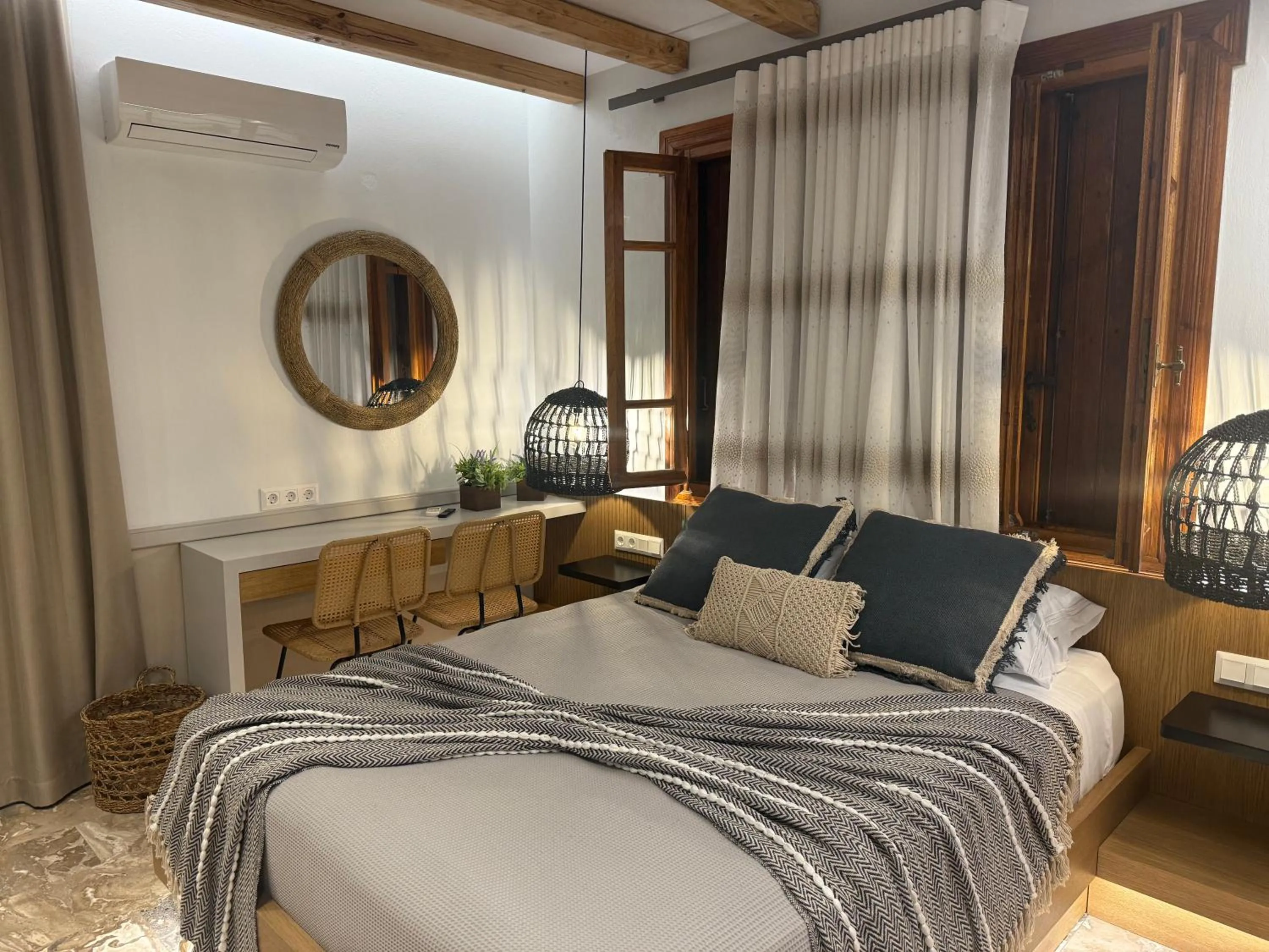 Villa Apostolis Studios