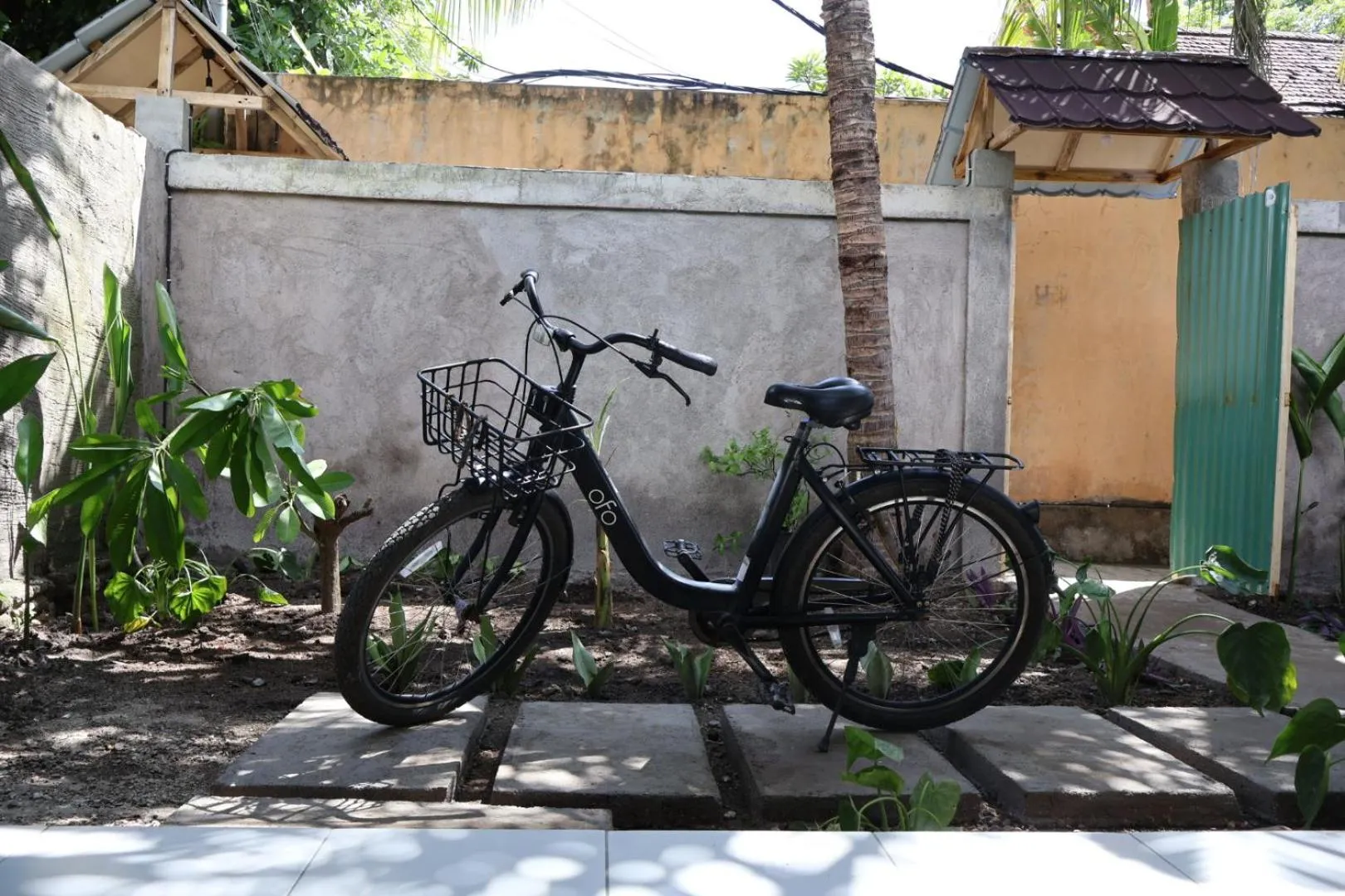 Cycling in Rumah Tiga Gili