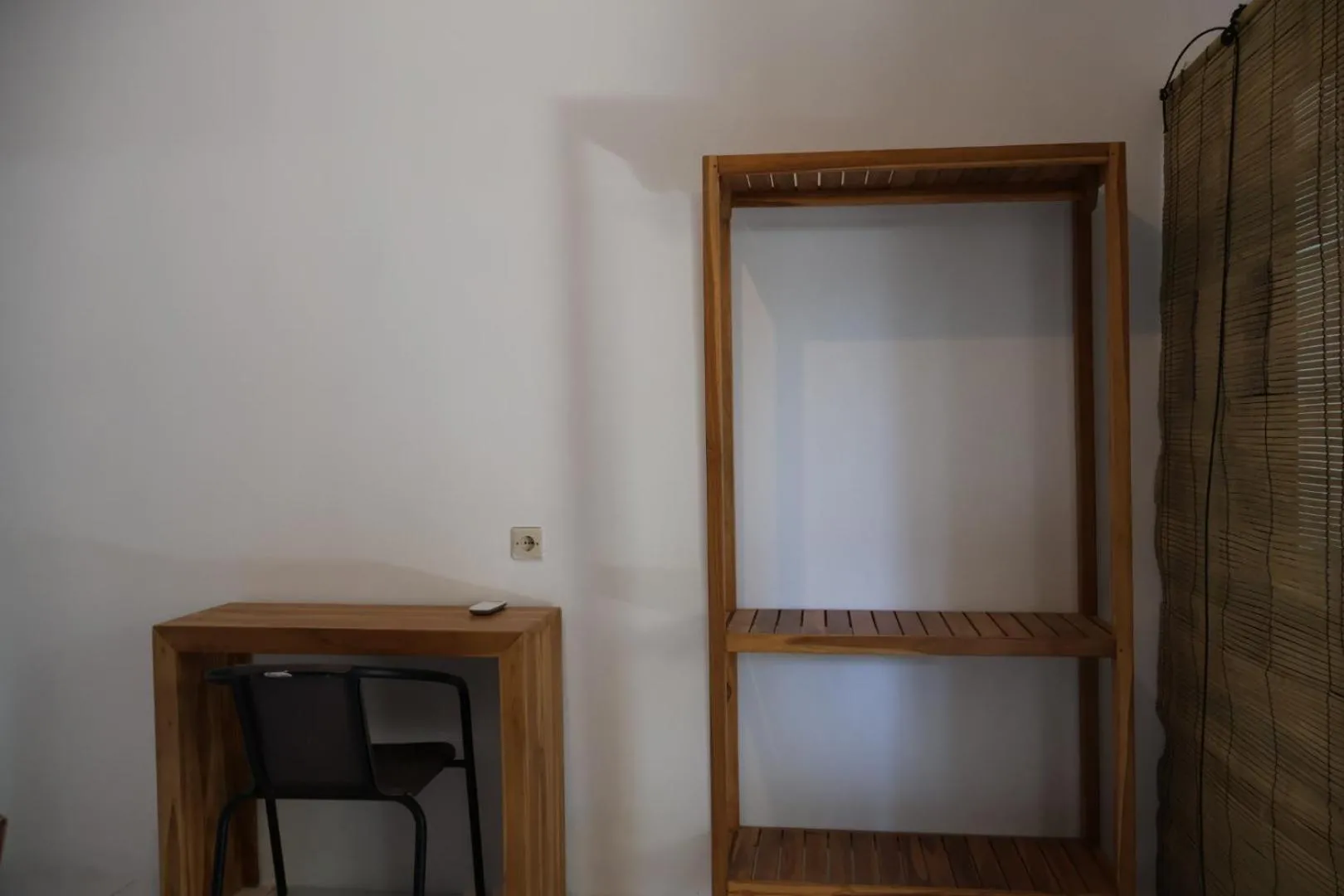 wardrobe in Rumah Tiga Gili